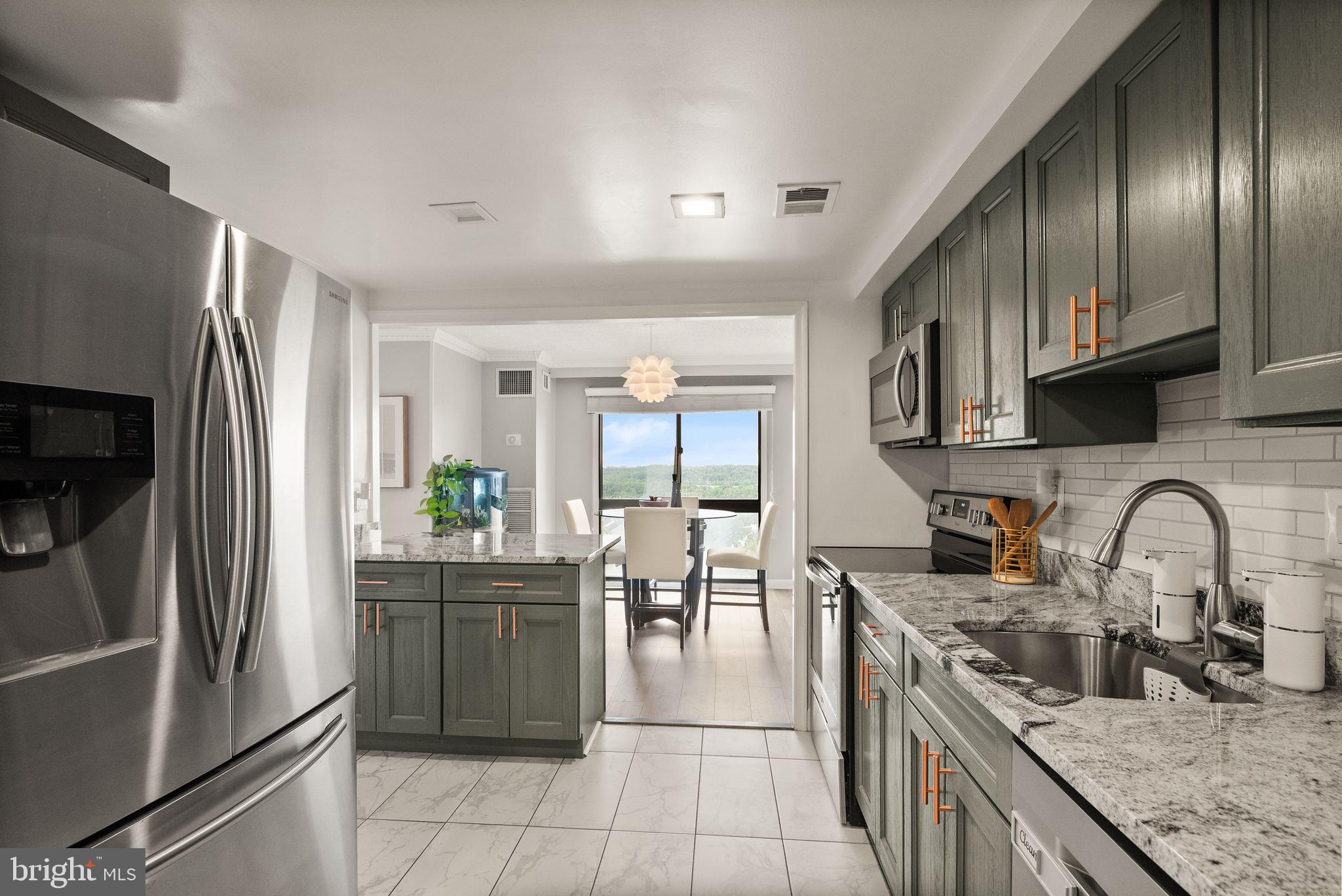 TEMPLETON OF ALEXANDRIA - Residential