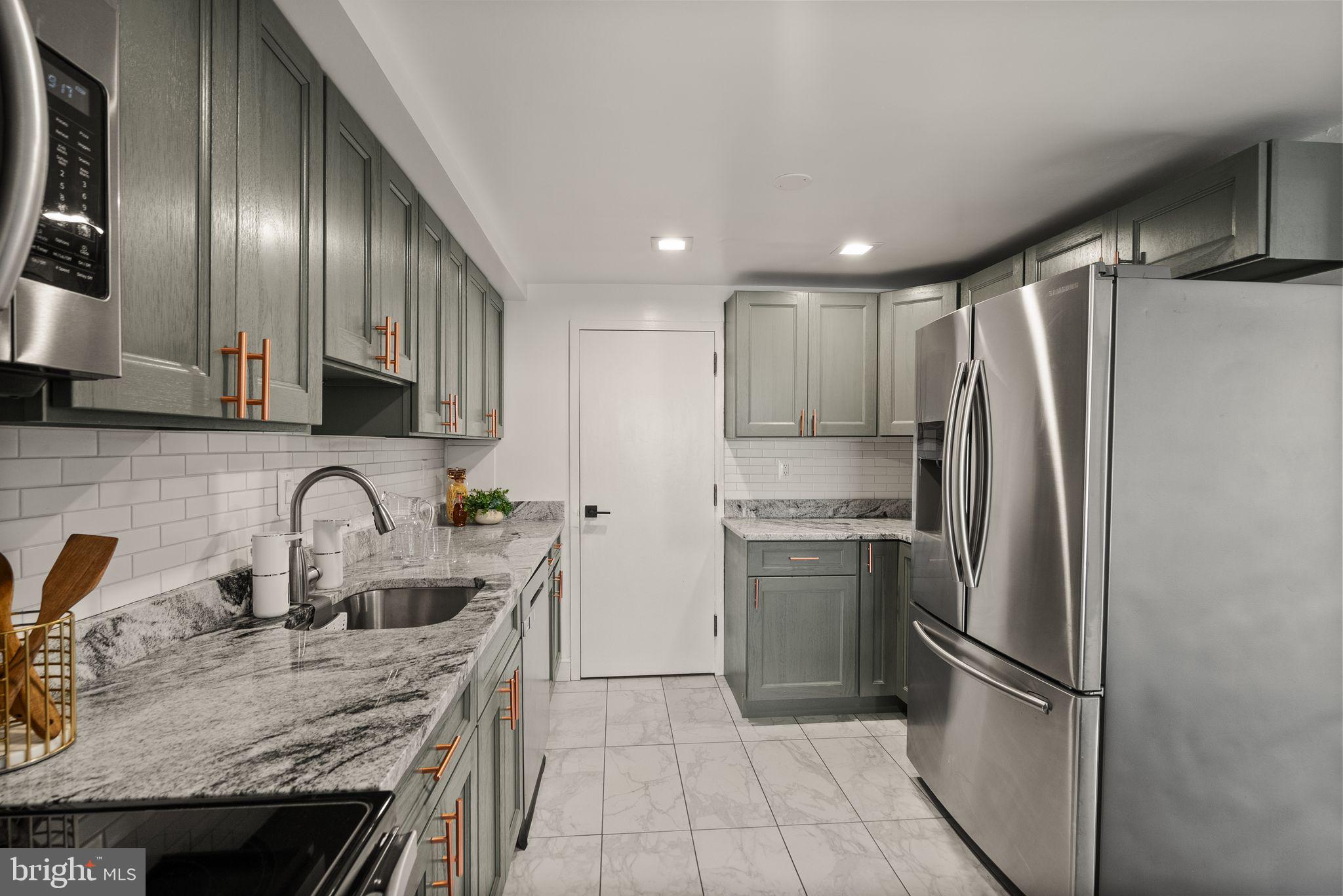TEMPLETON OF ALEXANDRIA - Residential