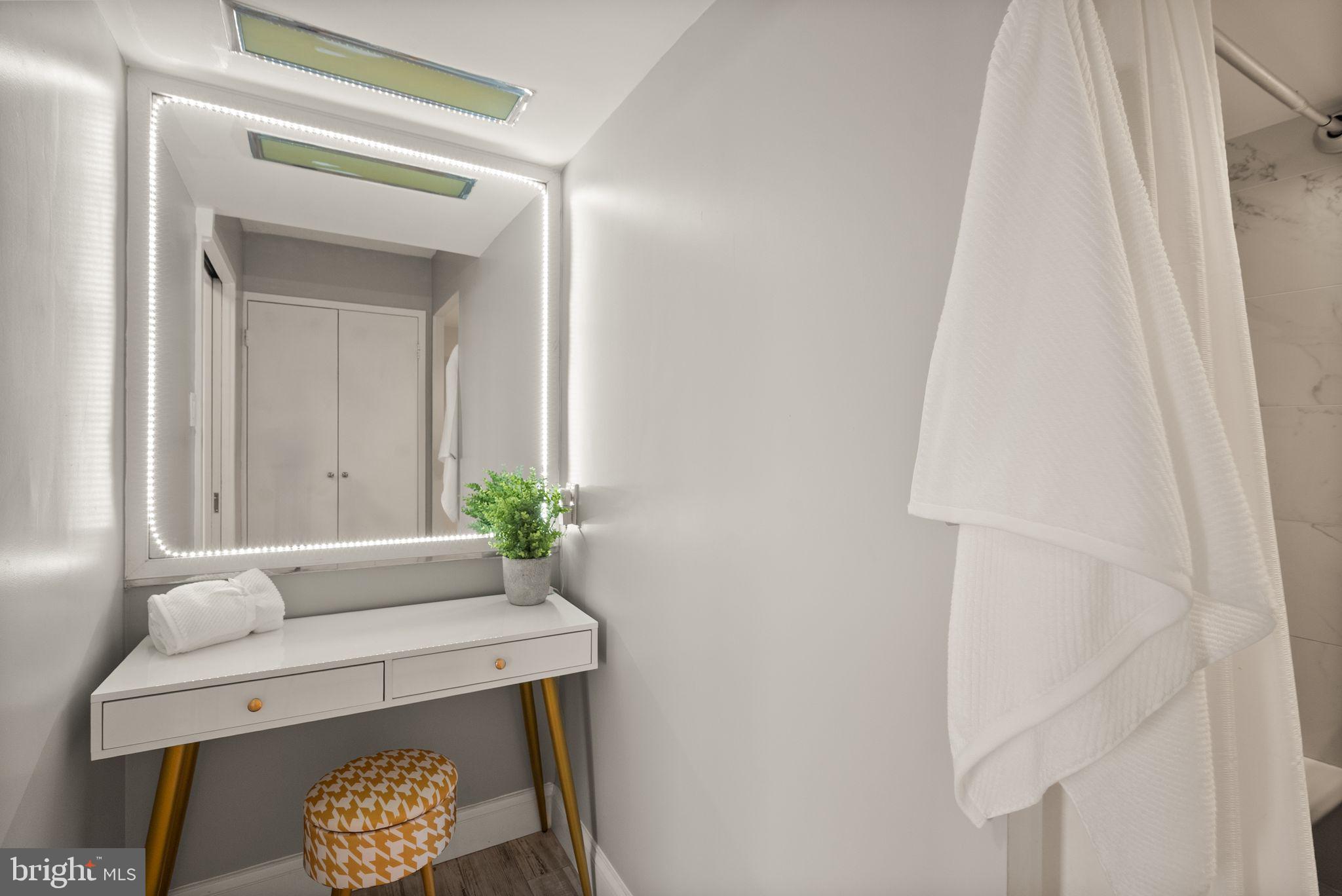 TEMPLETON OF ALEXANDRIA - Residential