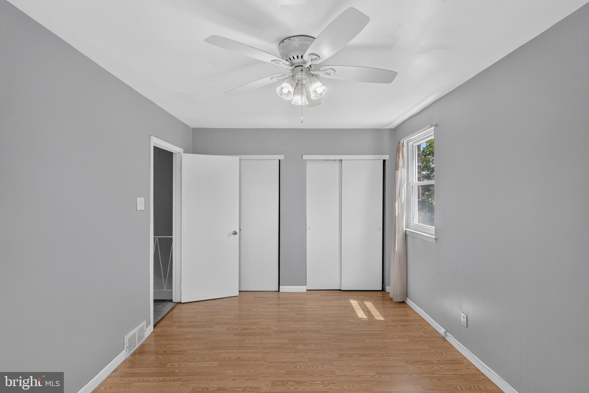 BUSTLETON - Residential