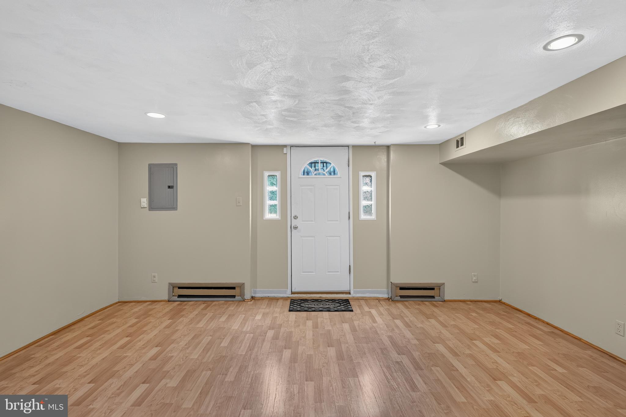 BUSTLETON - Residential