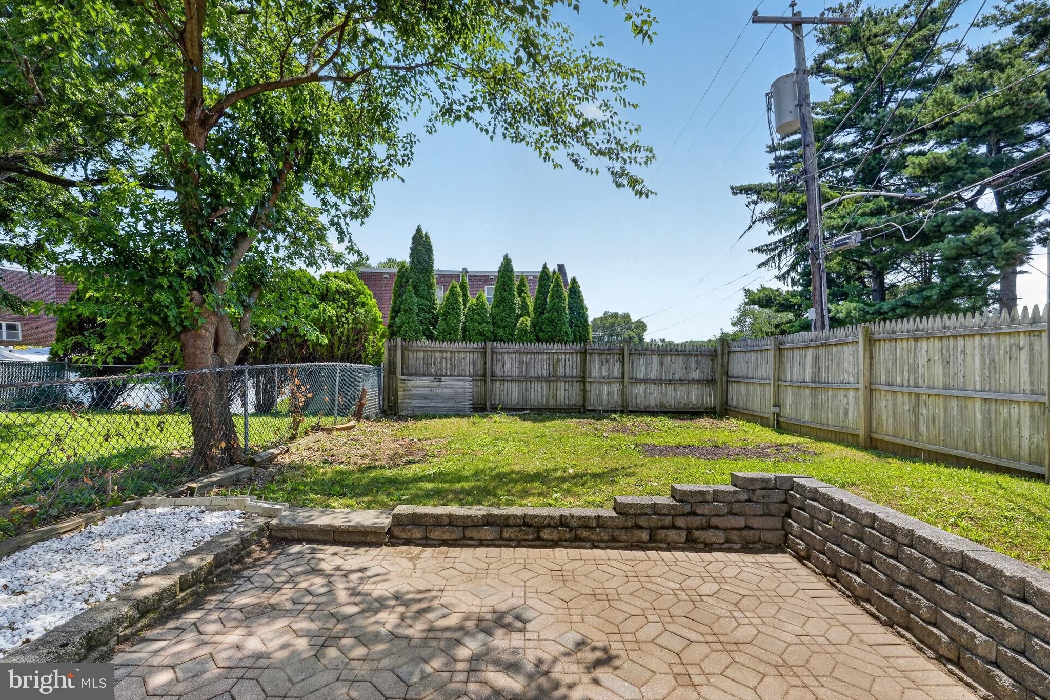 BUSTLETON - Residential