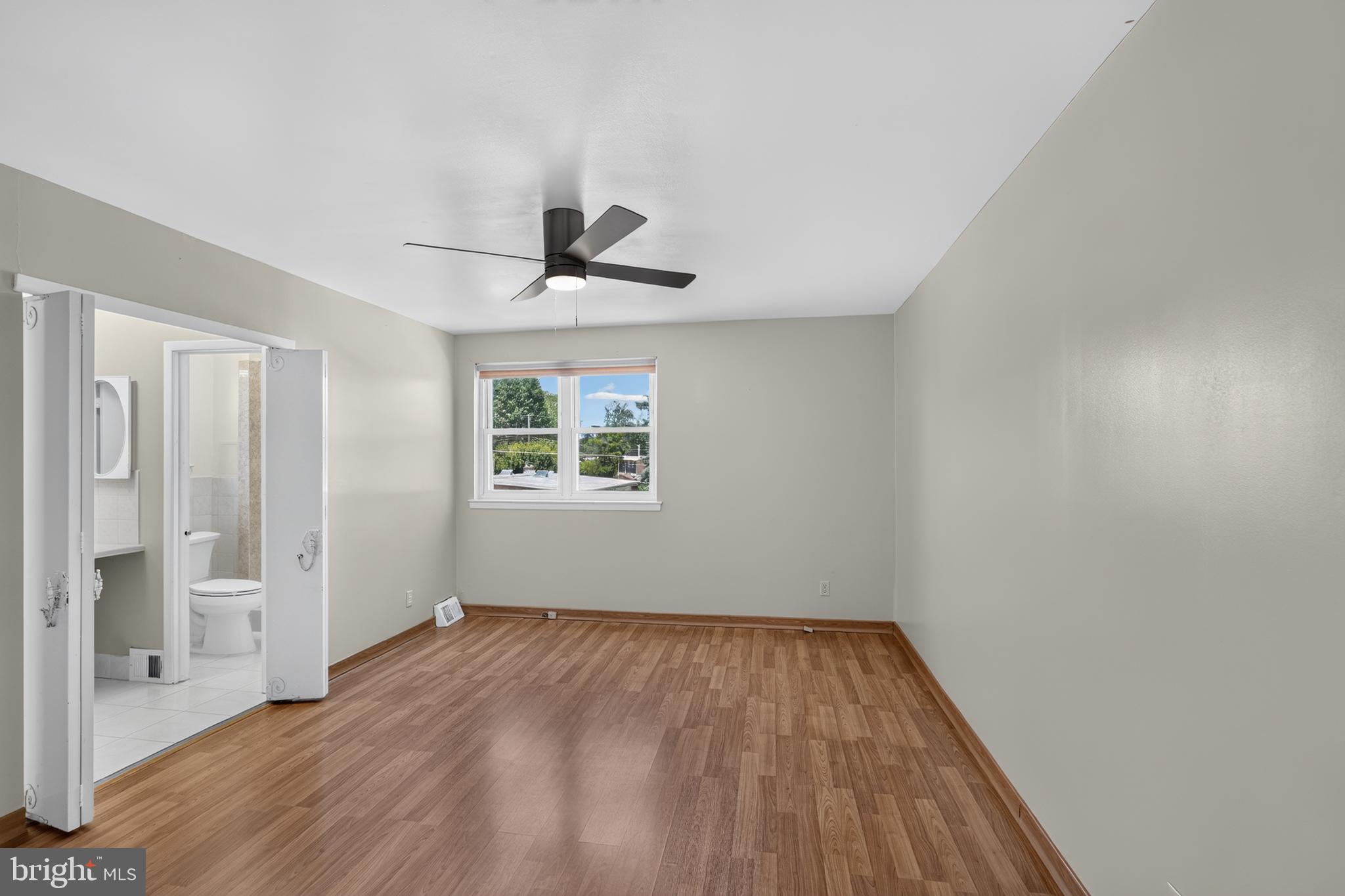 BUSTLETON - Residential