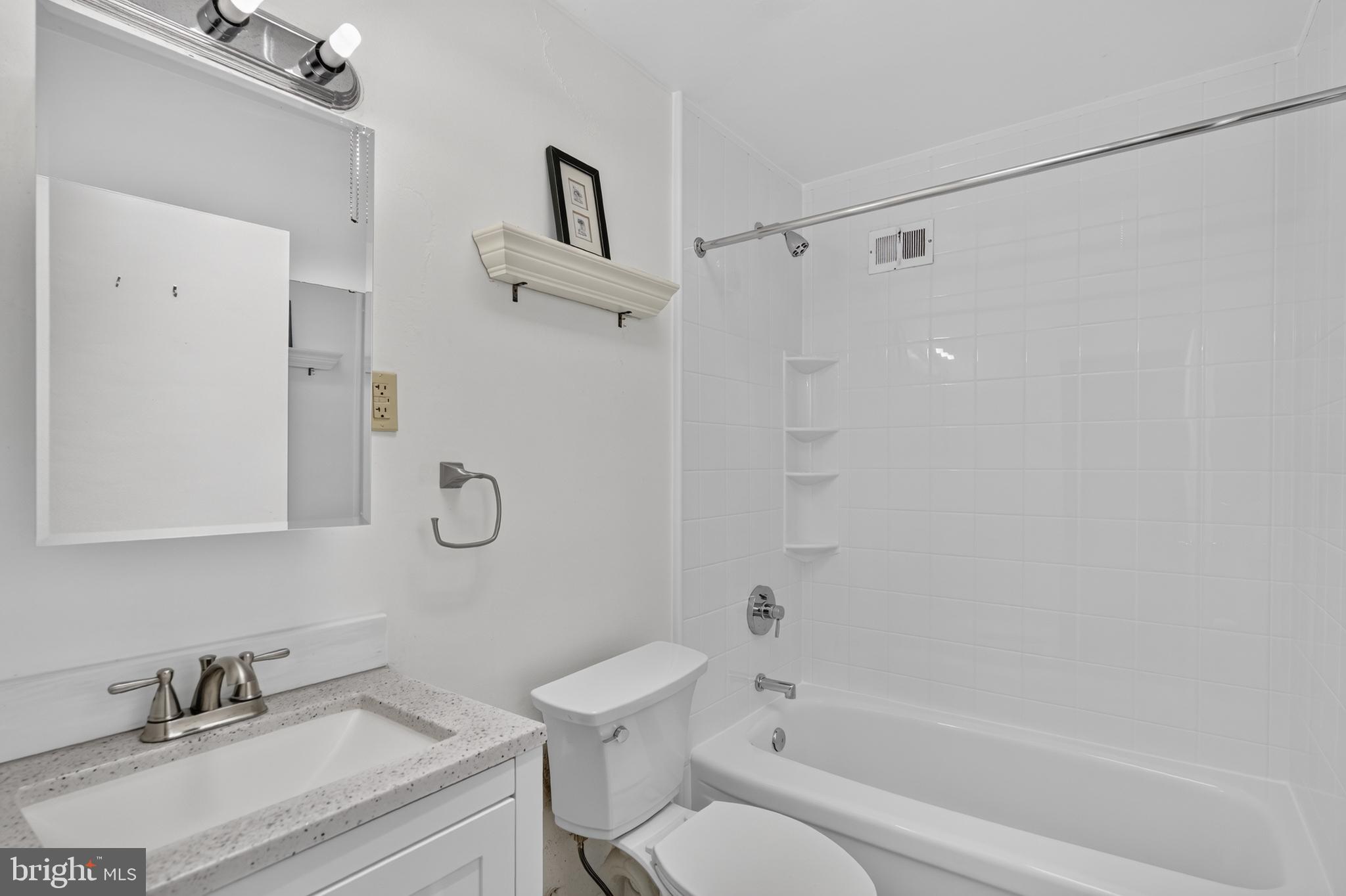 BUSTLETON - Residential