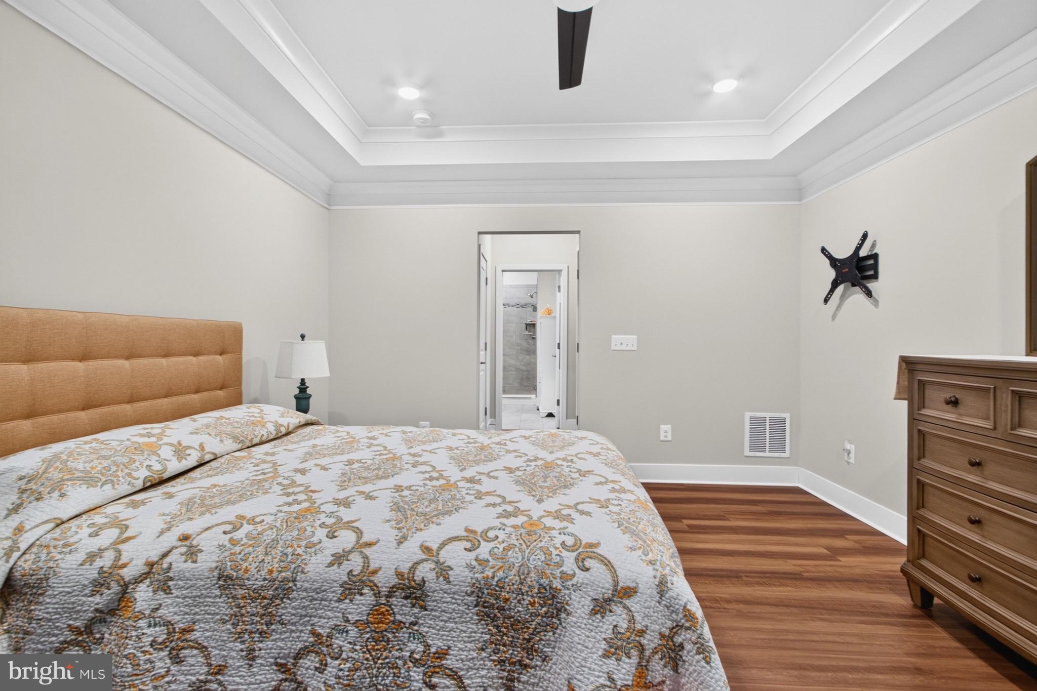 VILLAS AT WALDEN - Residential