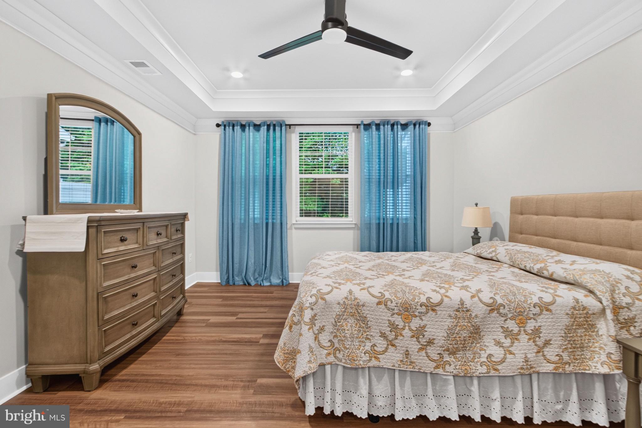 VILLAS AT WALDEN - Residential