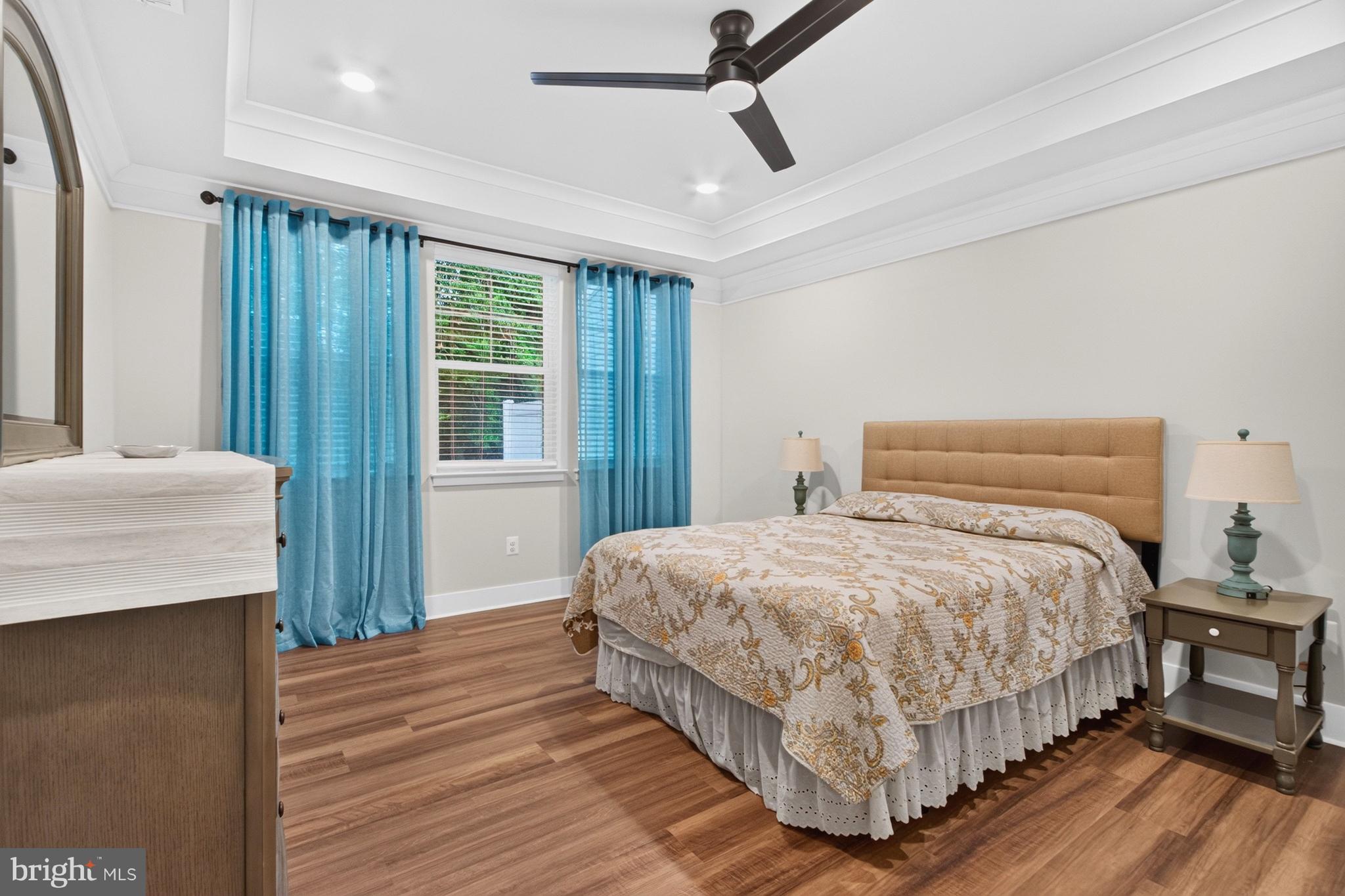 VILLAS AT WALDEN - Residential