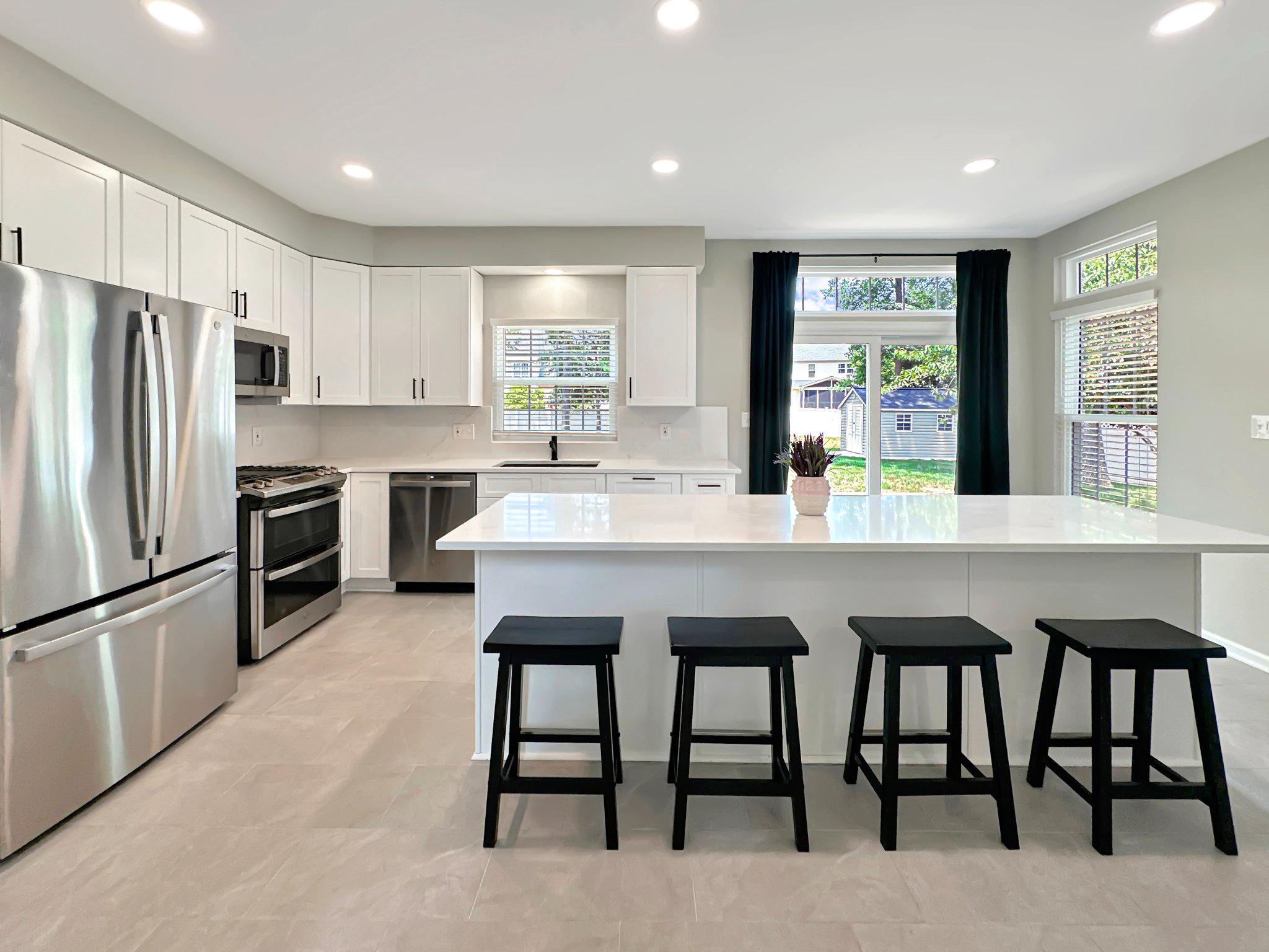FARMINGTON VILLAGE - Residential