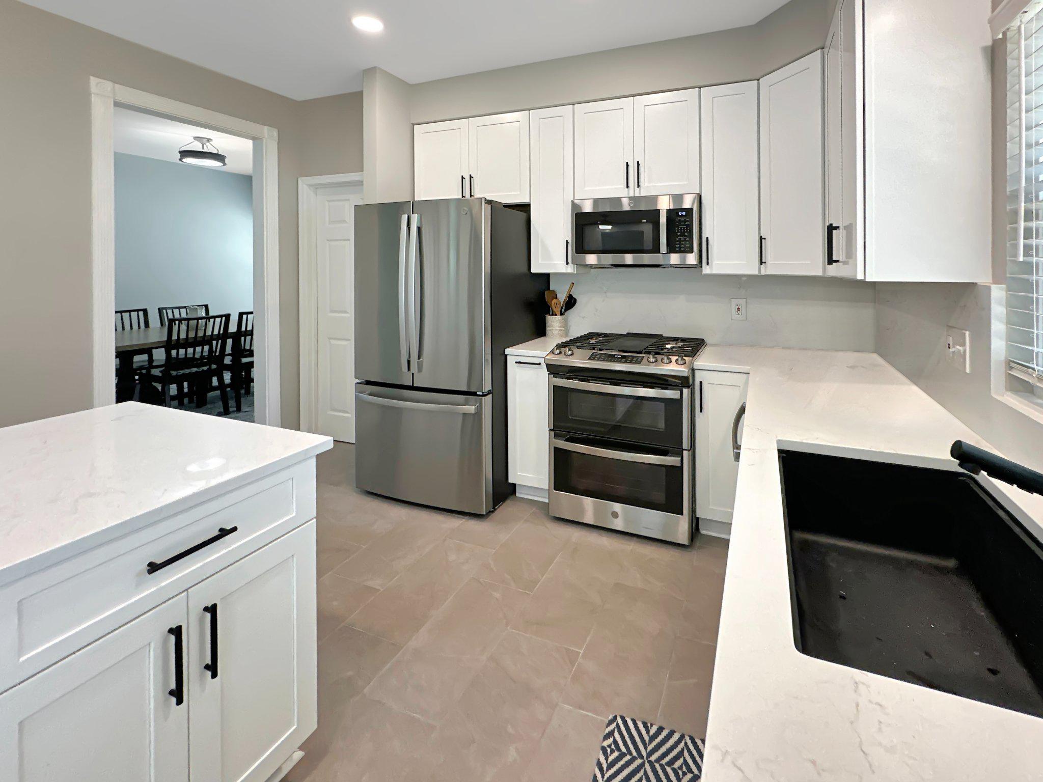 FARMINGTON VILLAGE - Residential