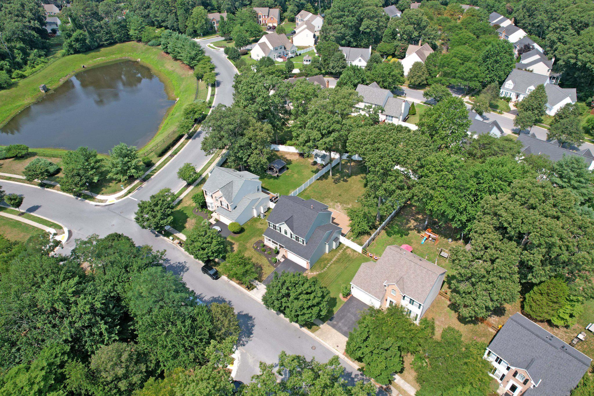 FARMINGTON VILLAGE - Residential