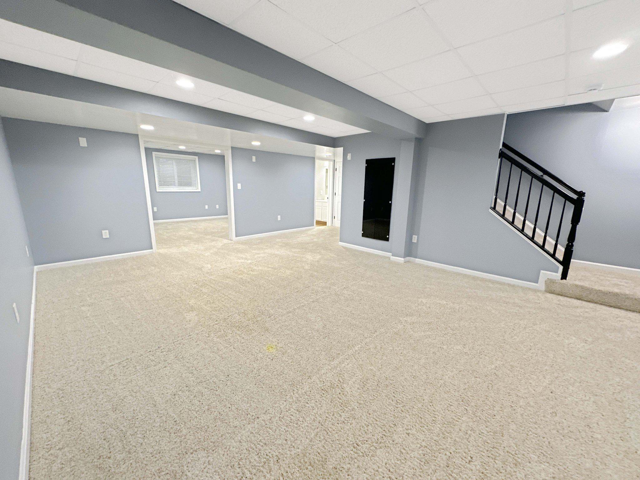 FARMINGTON VILLAGE - Residential