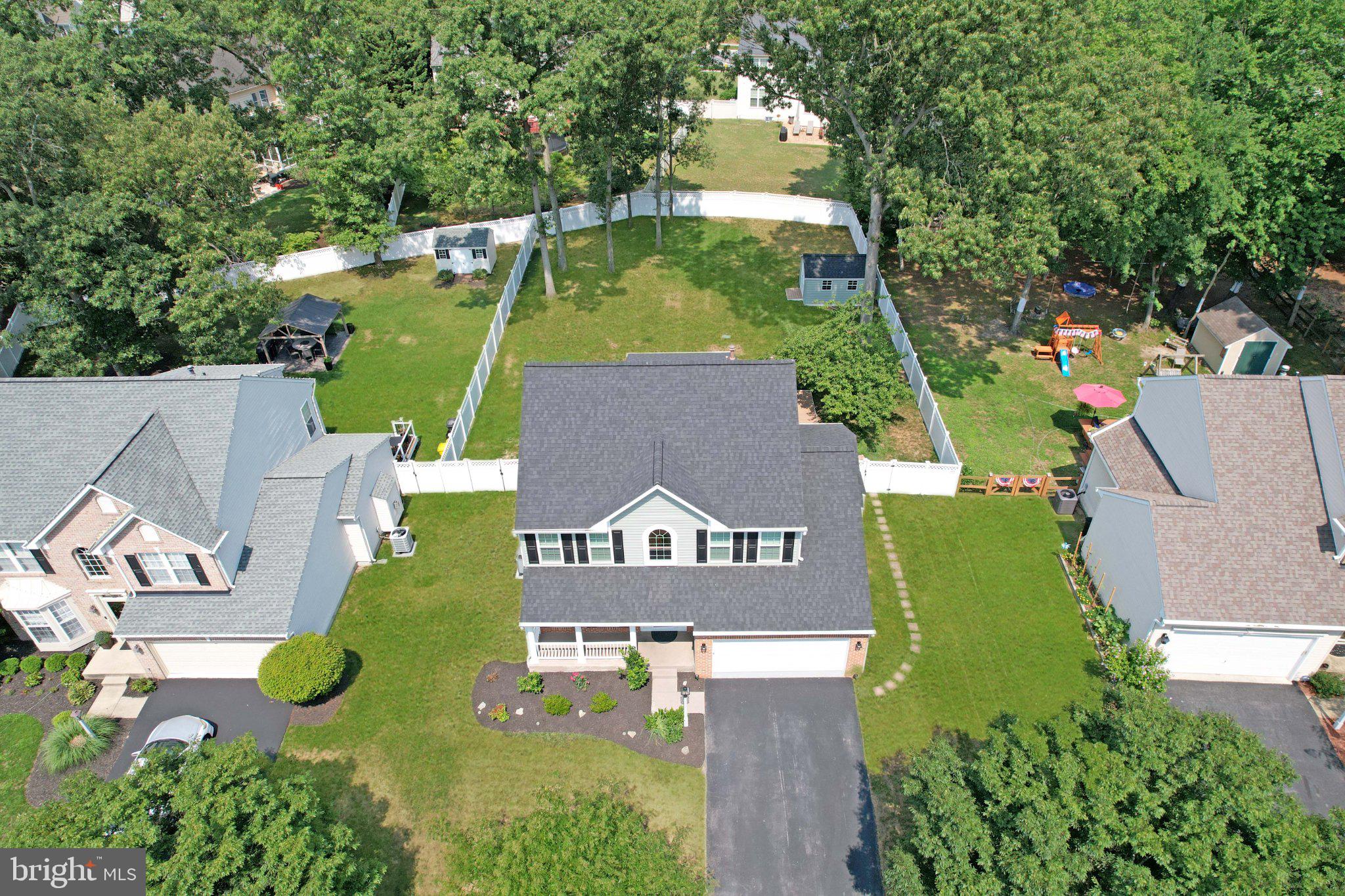 FARMINGTON VILLAGE - Residential