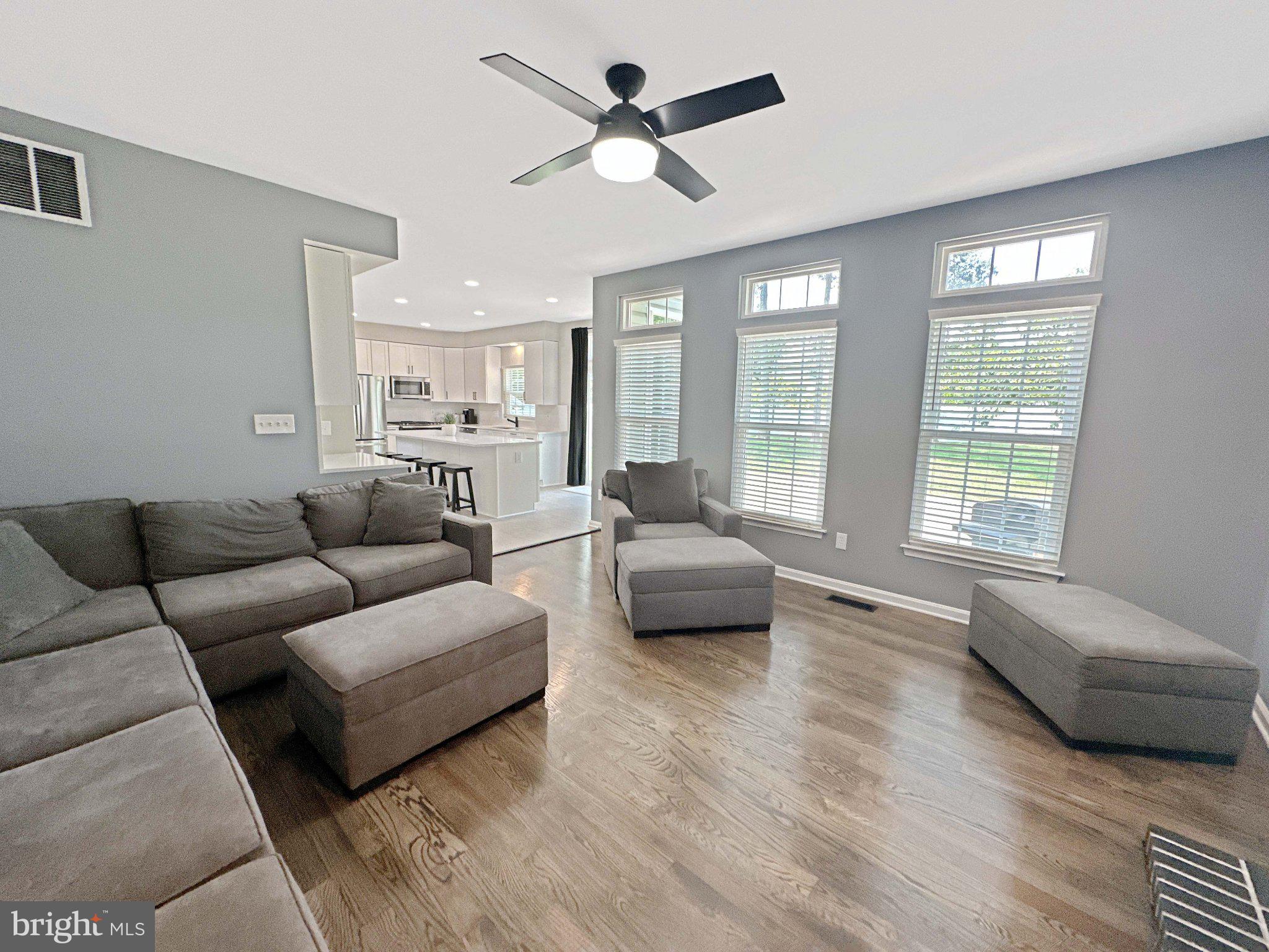 FARMINGTON VILLAGE - Residential