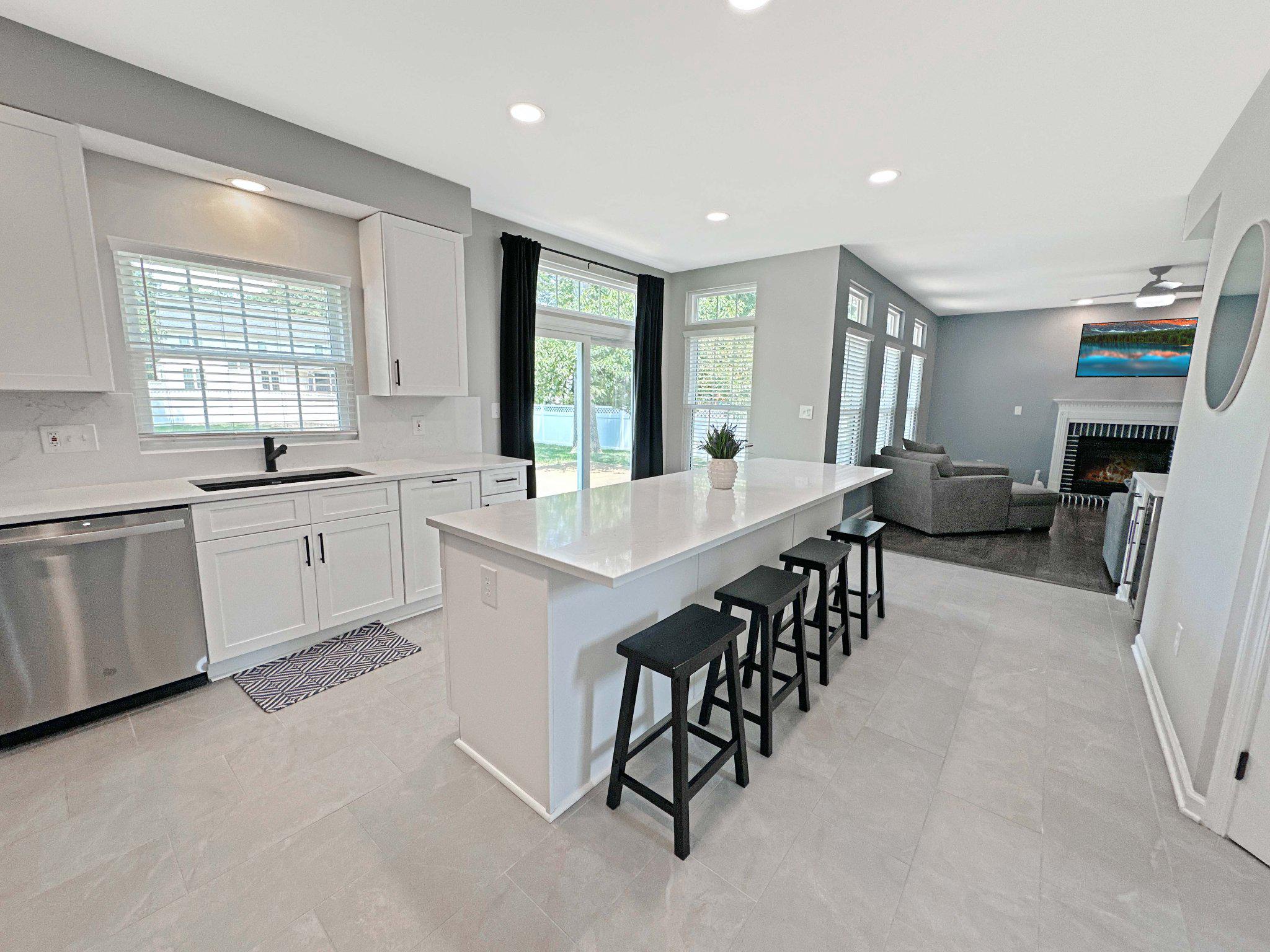 FARMINGTON VILLAGE - Residential