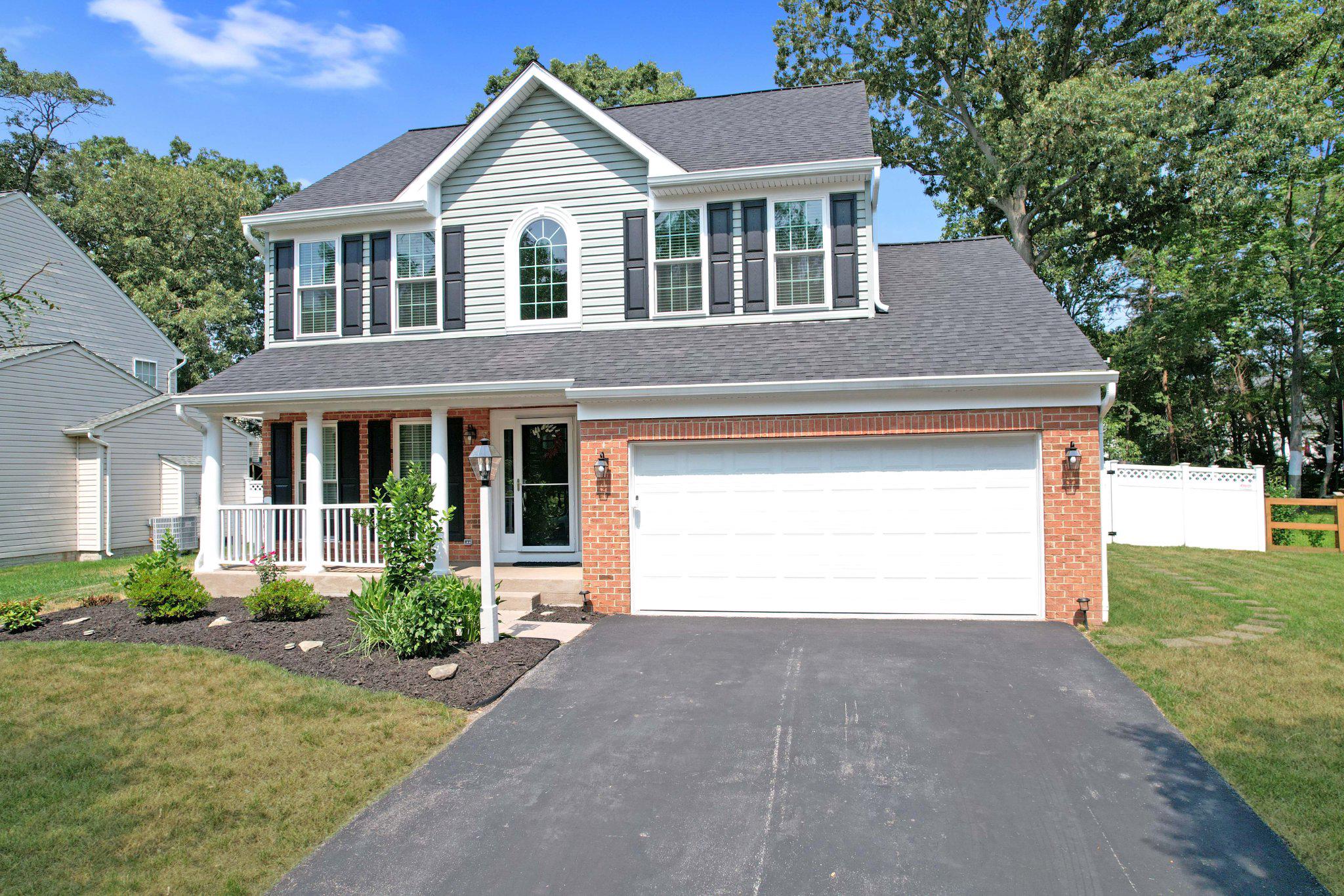 FARMINGTON VILLAGE - Residential
