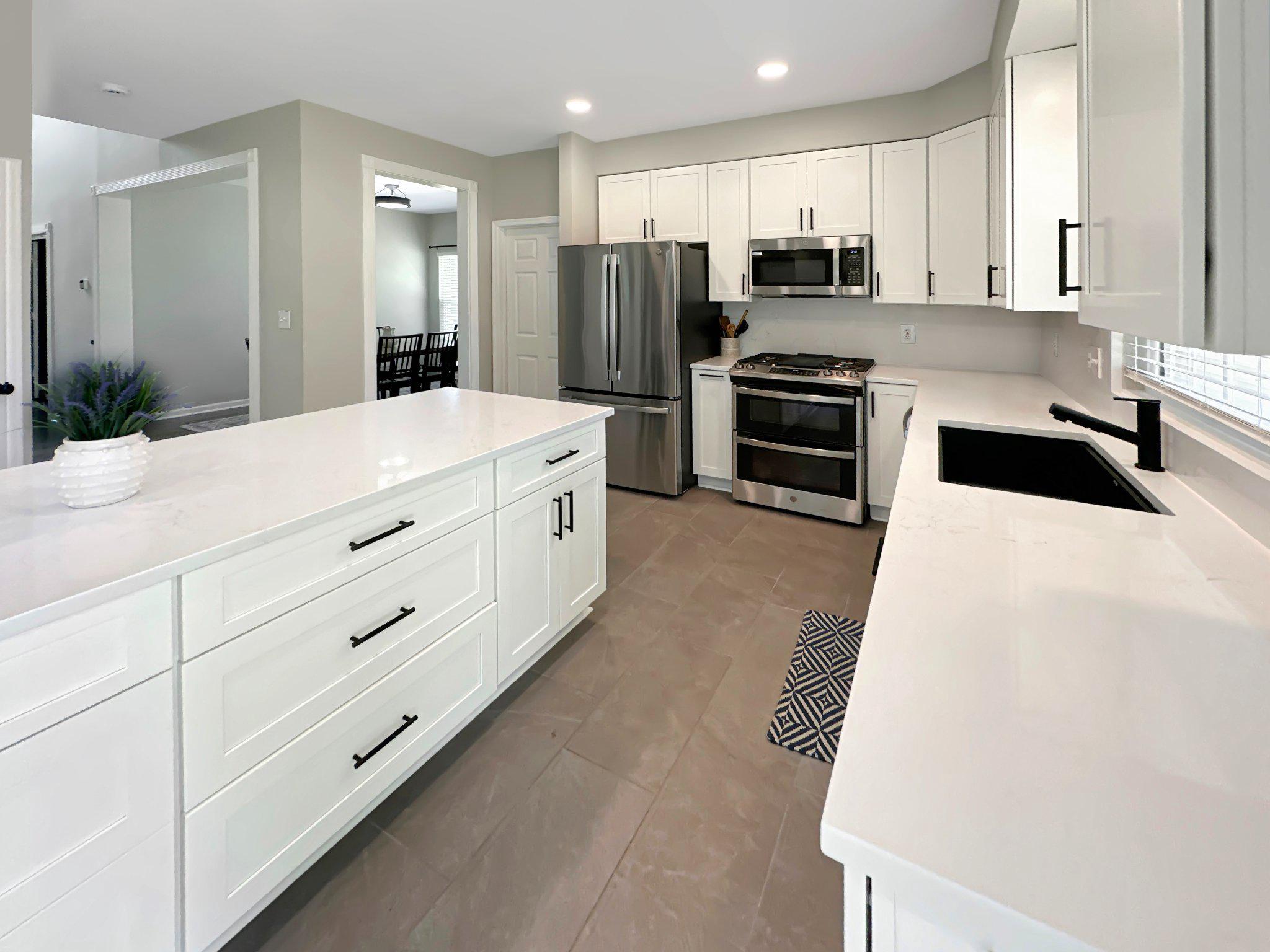 FARMINGTON VILLAGE - Residential