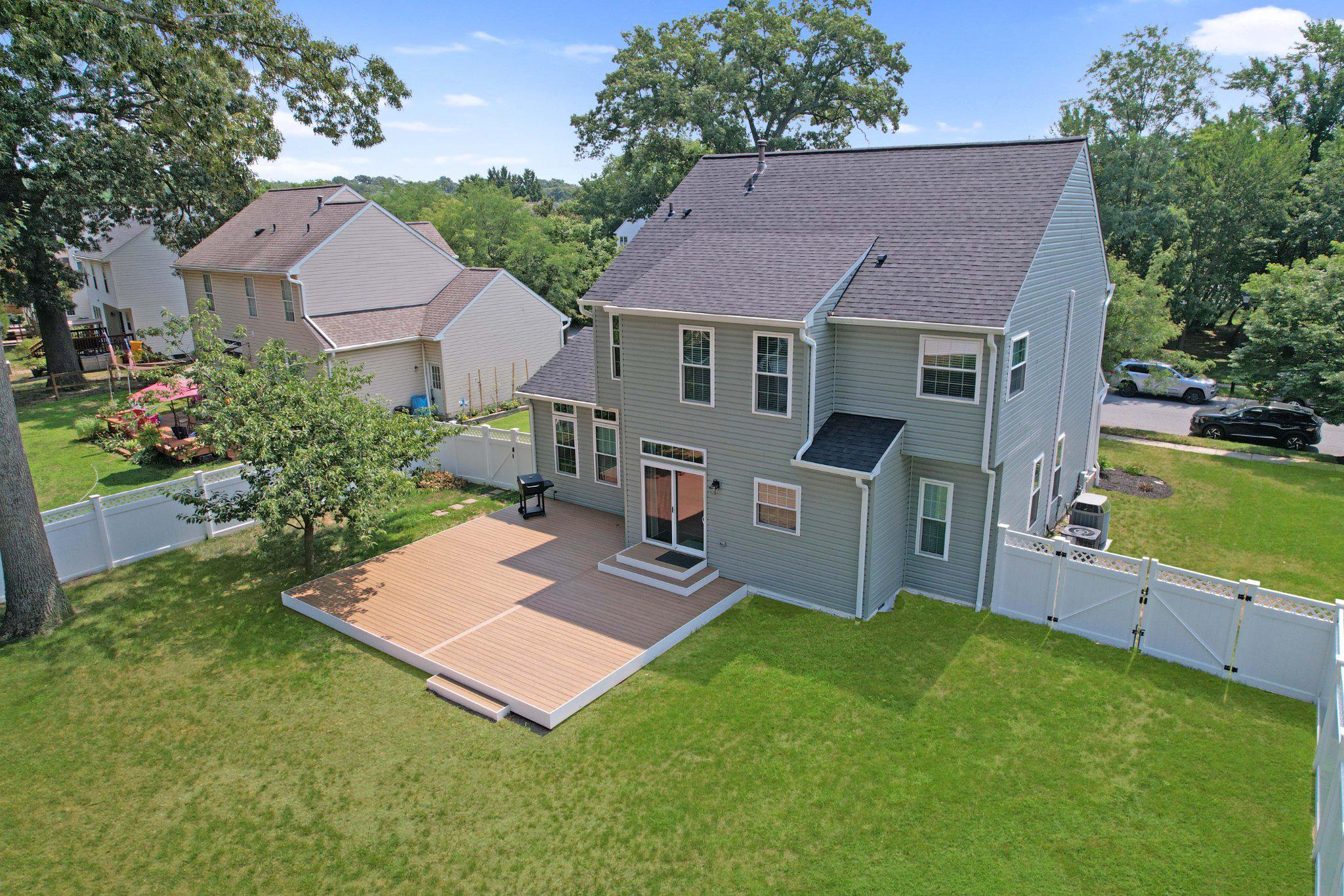 FARMINGTON VILLAGE - Residential