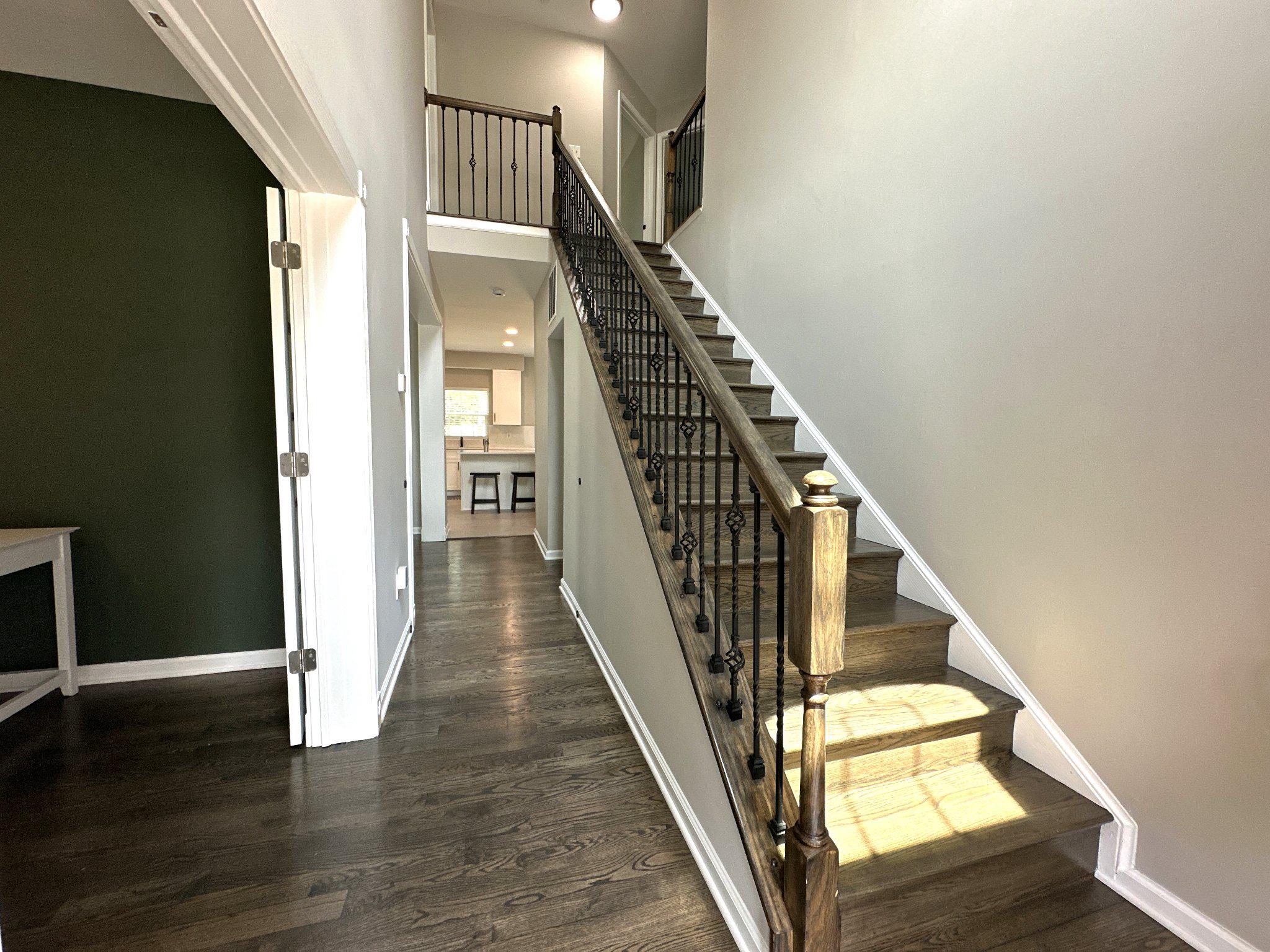FARMINGTON VILLAGE - Residential