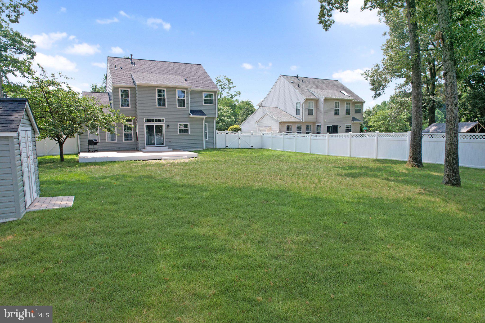 FARMINGTON VILLAGE - Residential