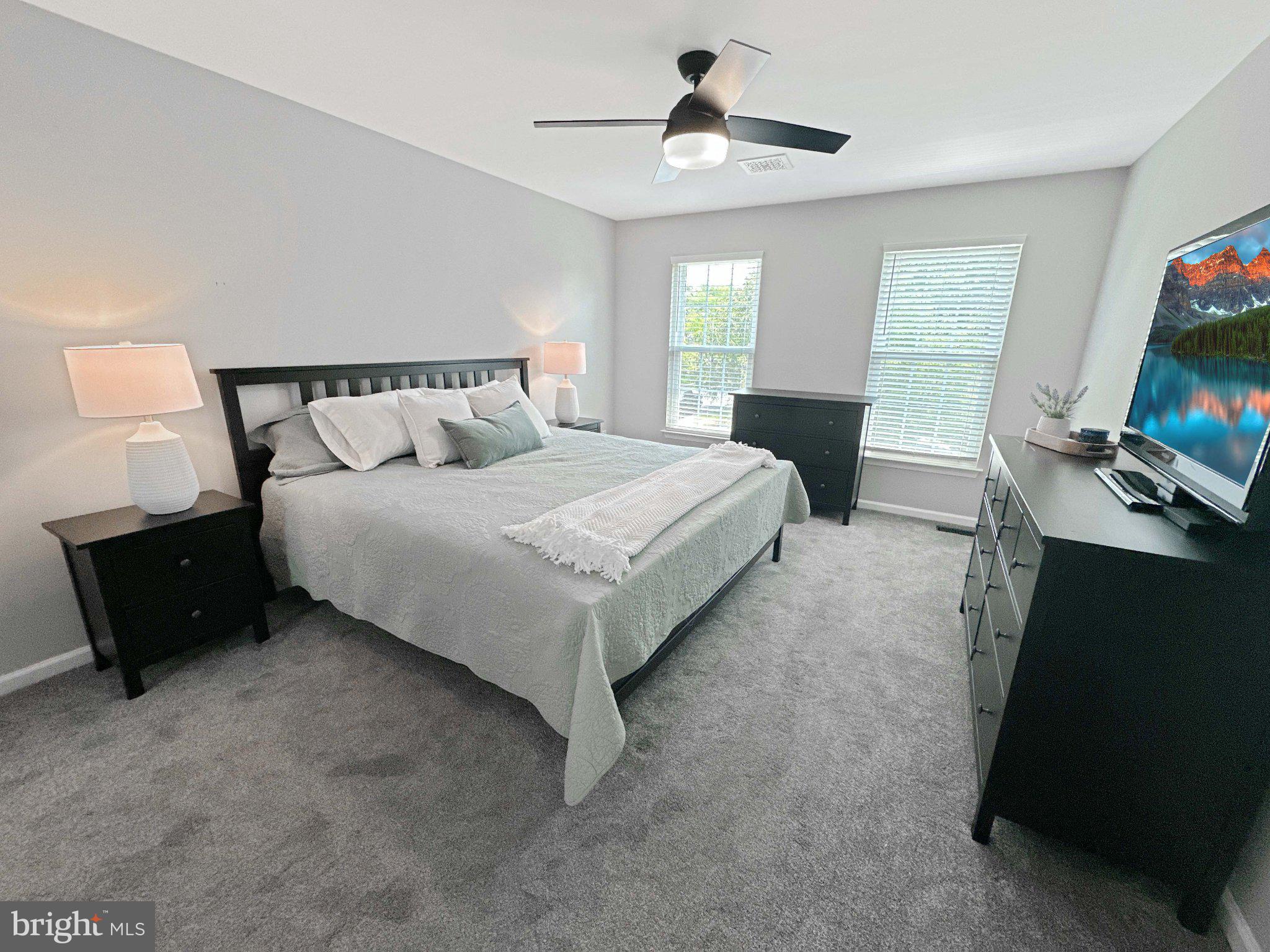 FARMINGTON VILLAGE - Residential