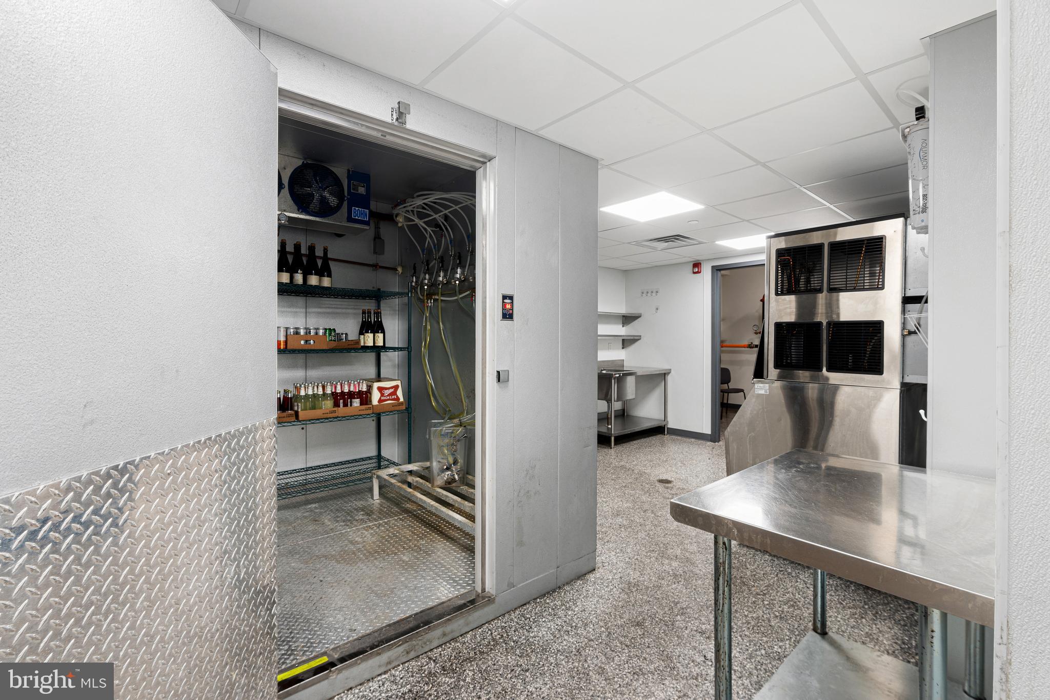 SOUTH KENSINGTON - Business Opportunity