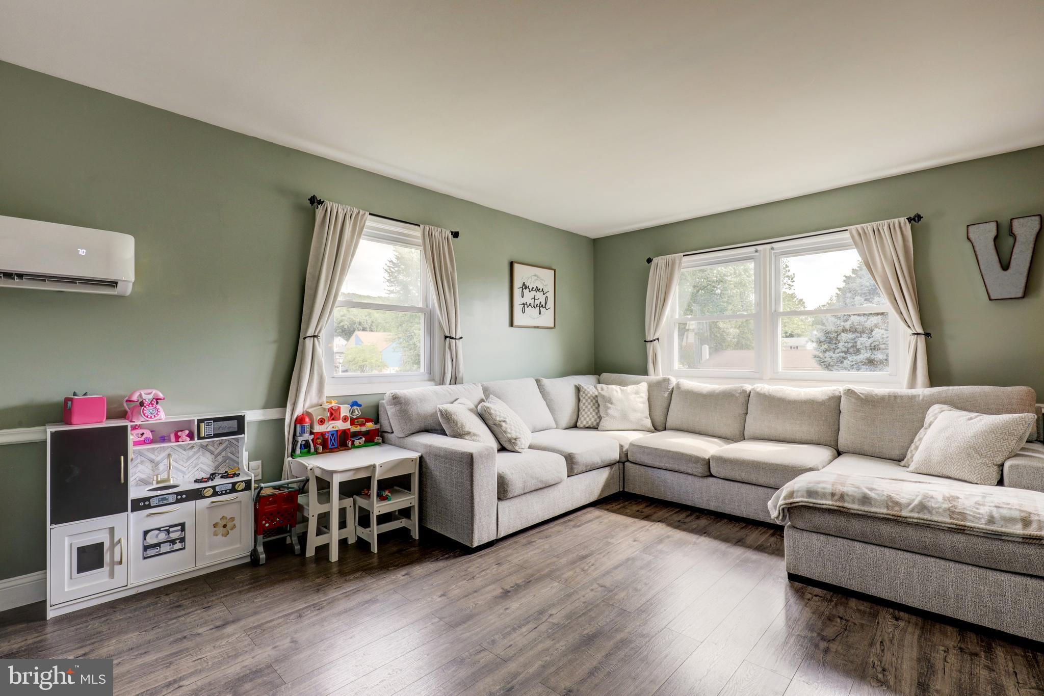 EPHRATA TERRACE - Residential