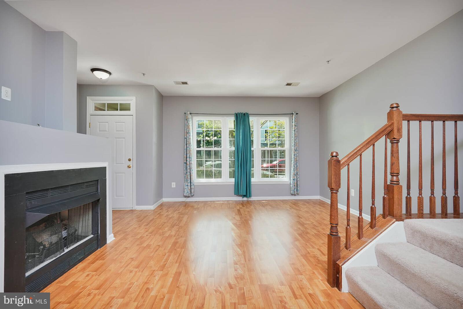 AMBER SPRING - Residential