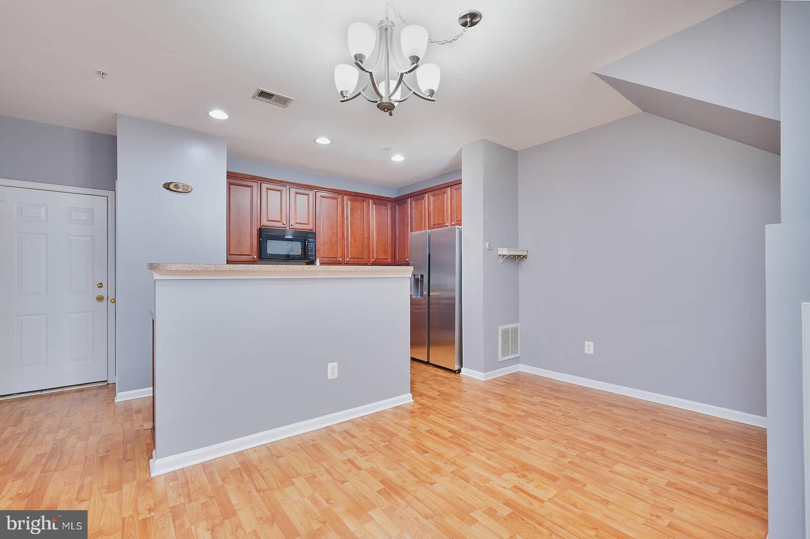 AMBER SPRING - Residential