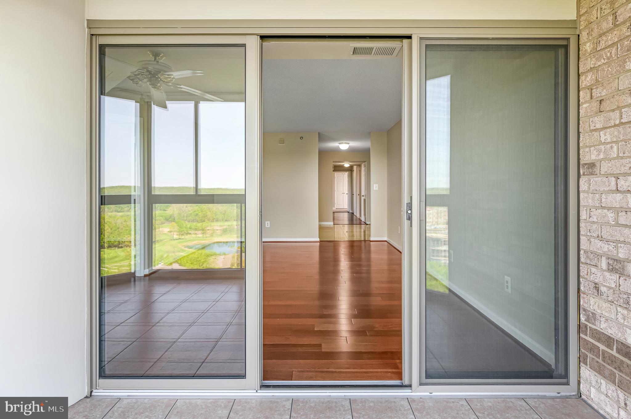 LANSDOWNE WOODS - Residential