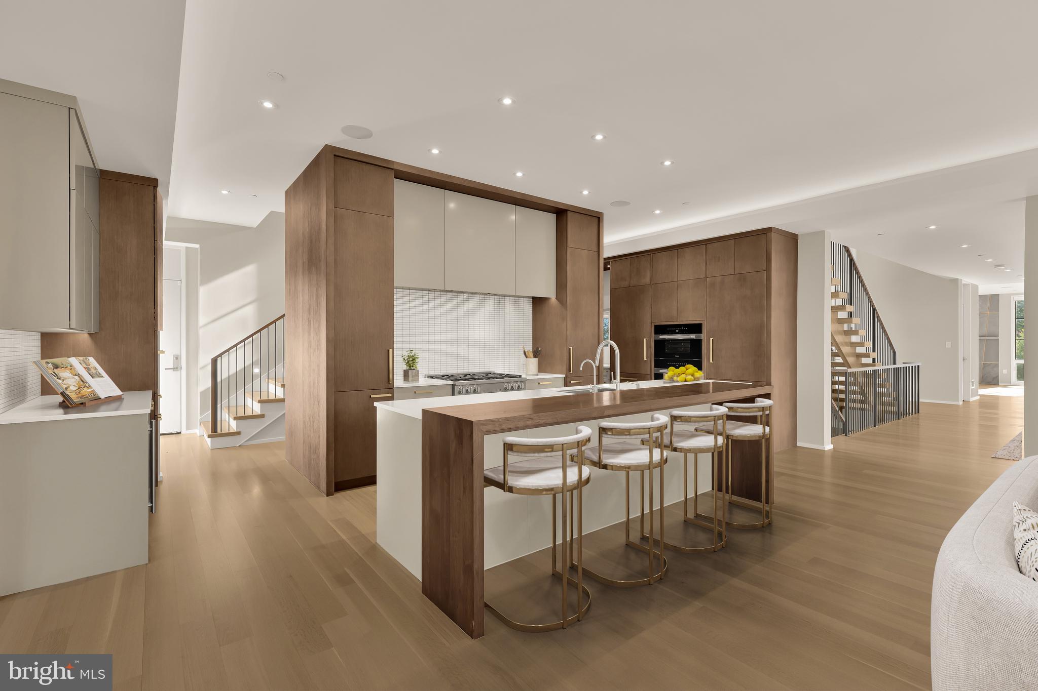 BURNING TREE - Residential