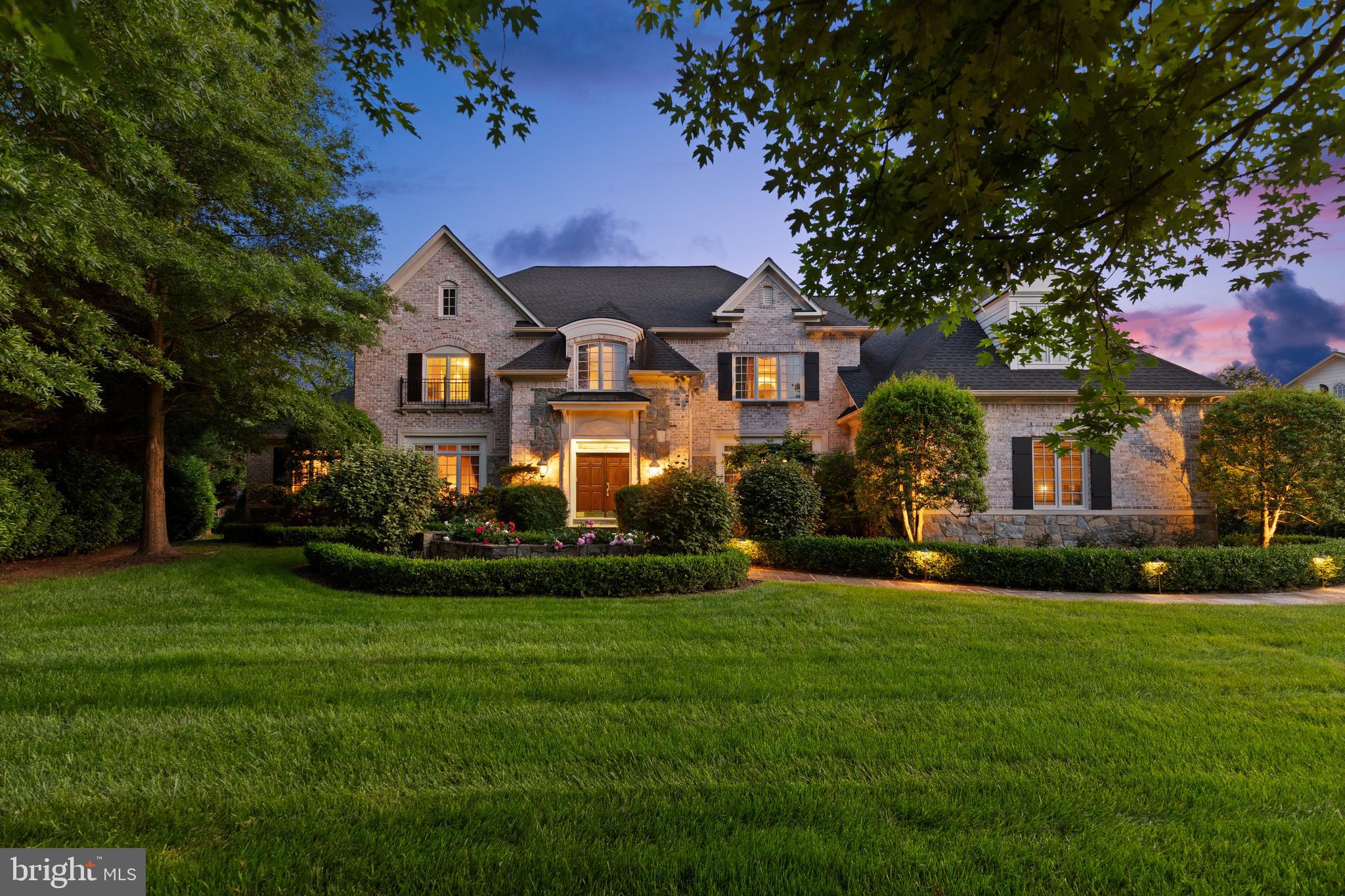 FOXHALL OF MCLEAN - Residential