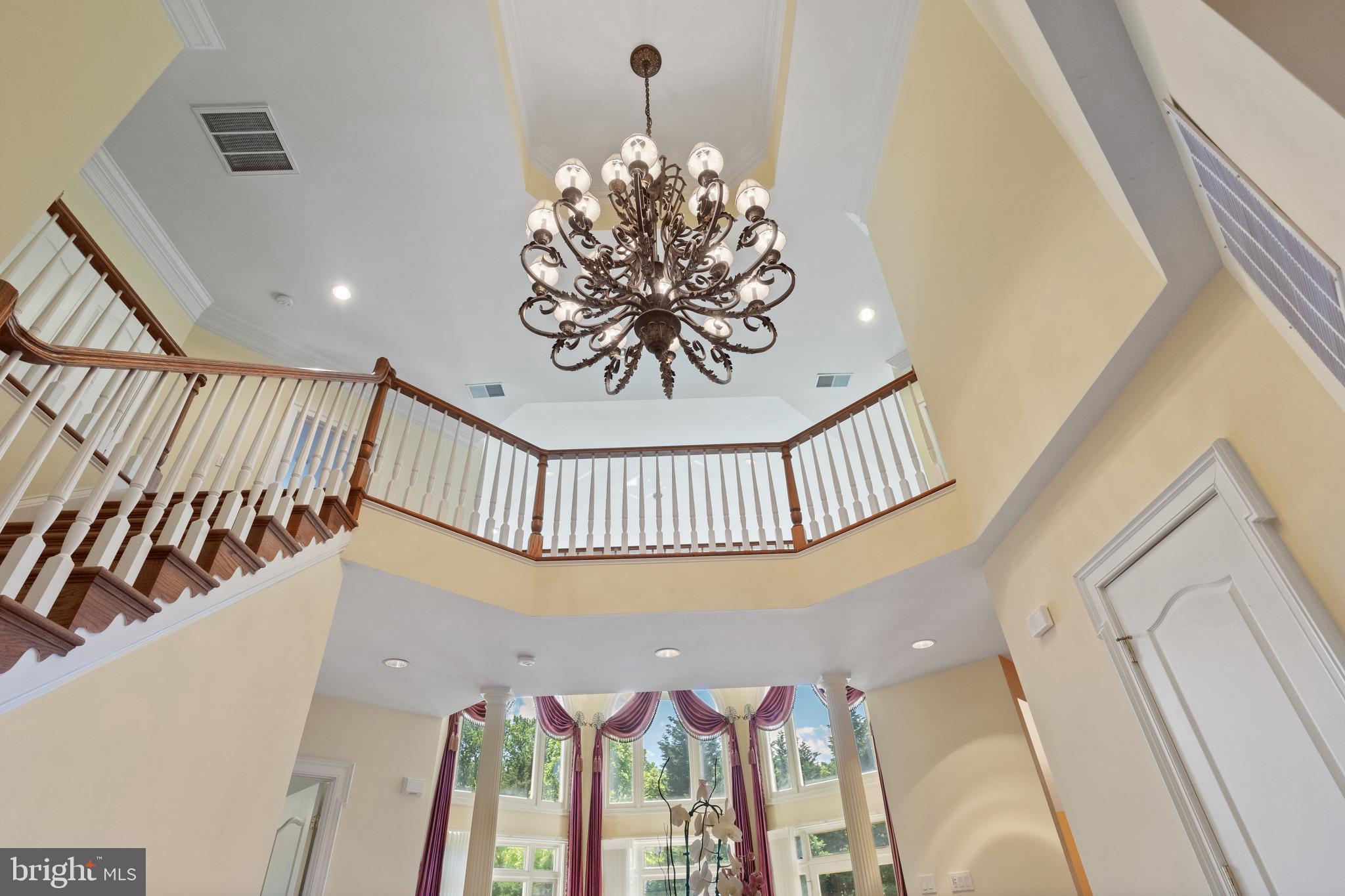 FOXHALL OF MCLEAN - Residential