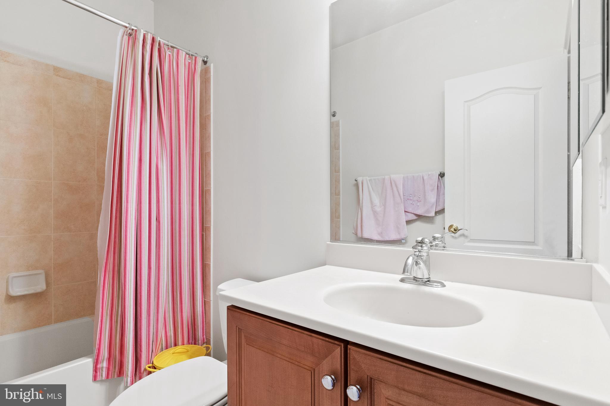FOXHALL OF MCLEAN - Residential