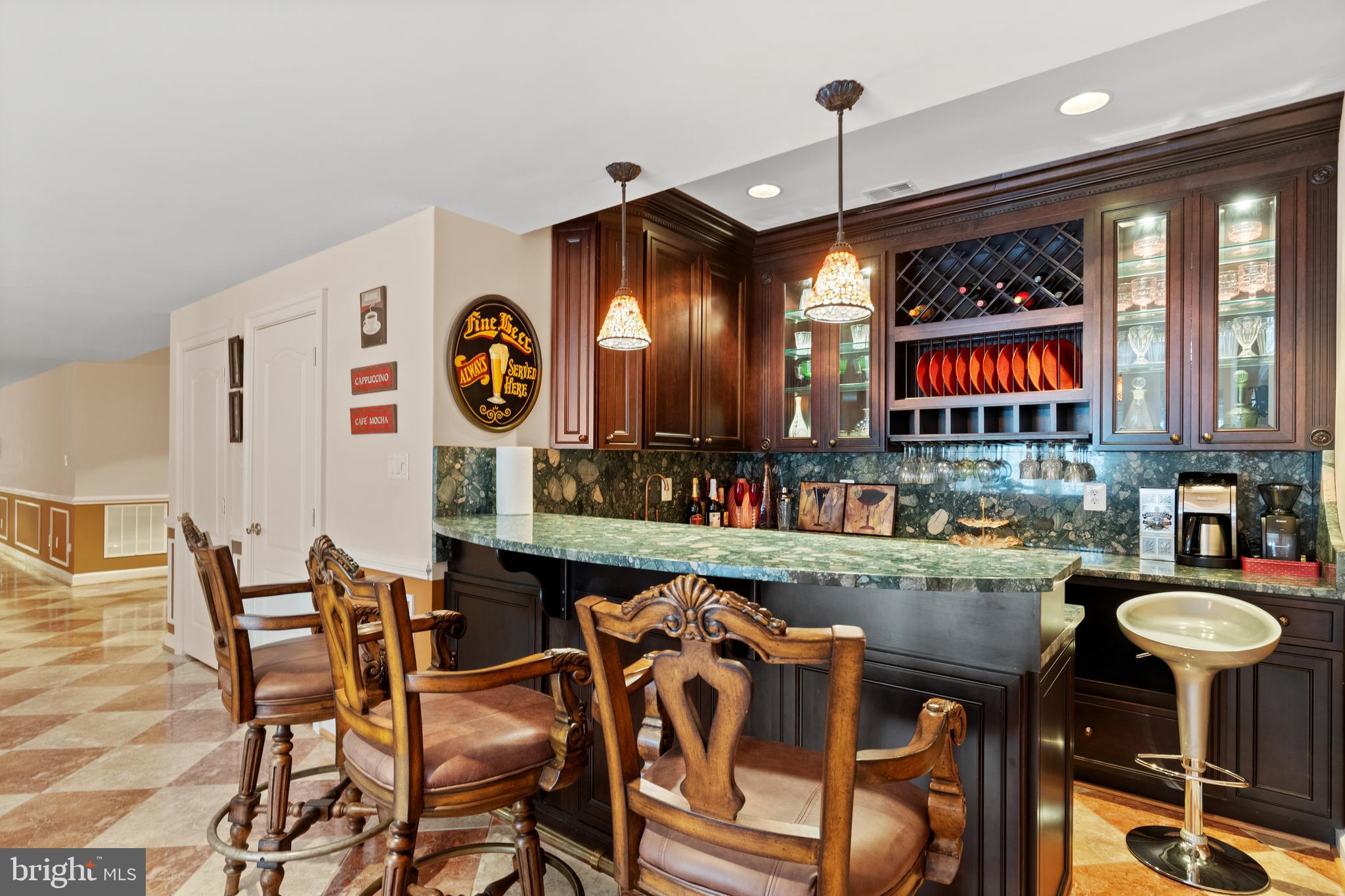 FOXHALL OF MCLEAN - Residential