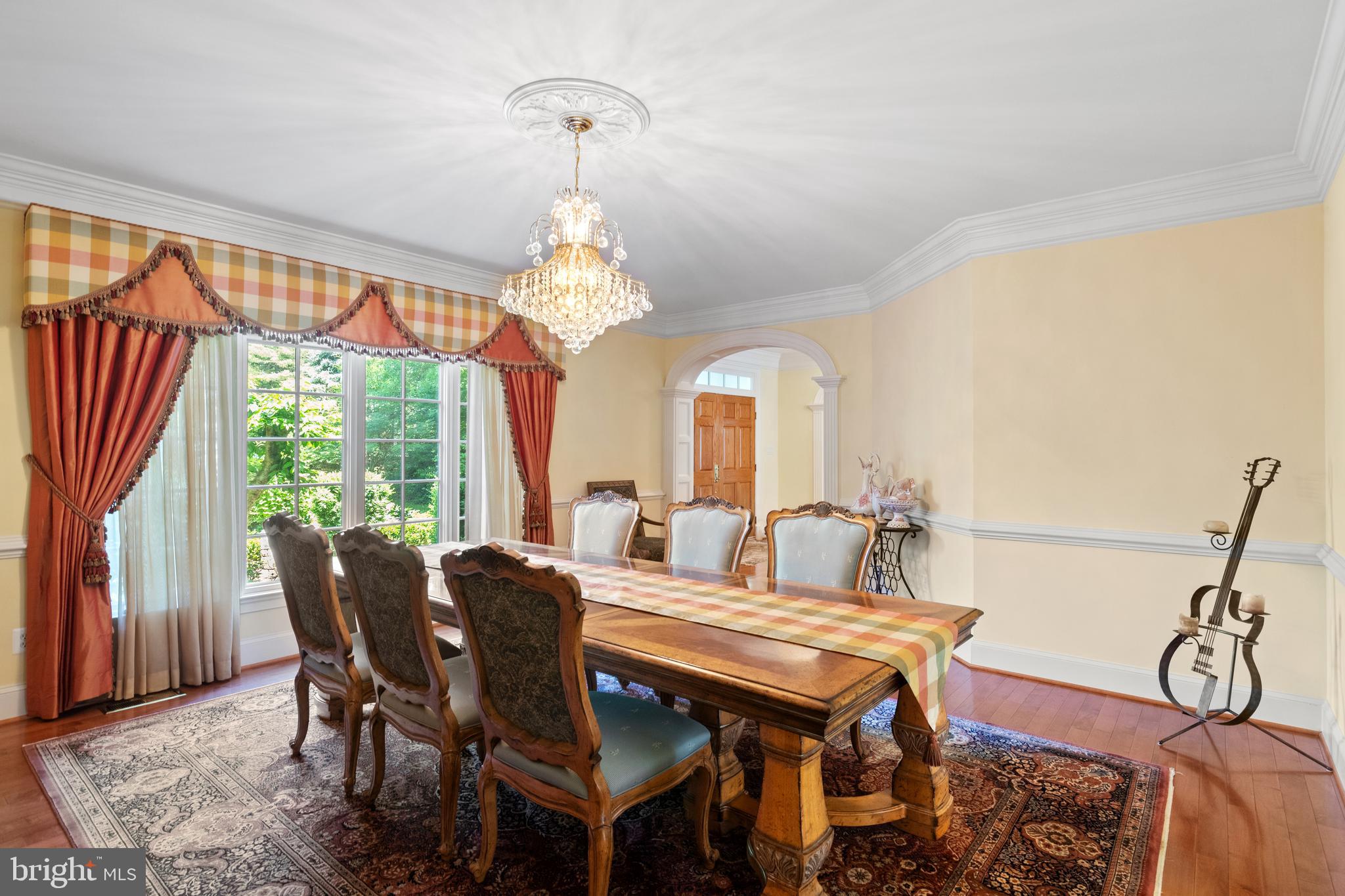 FOXHALL OF MCLEAN - Residential
