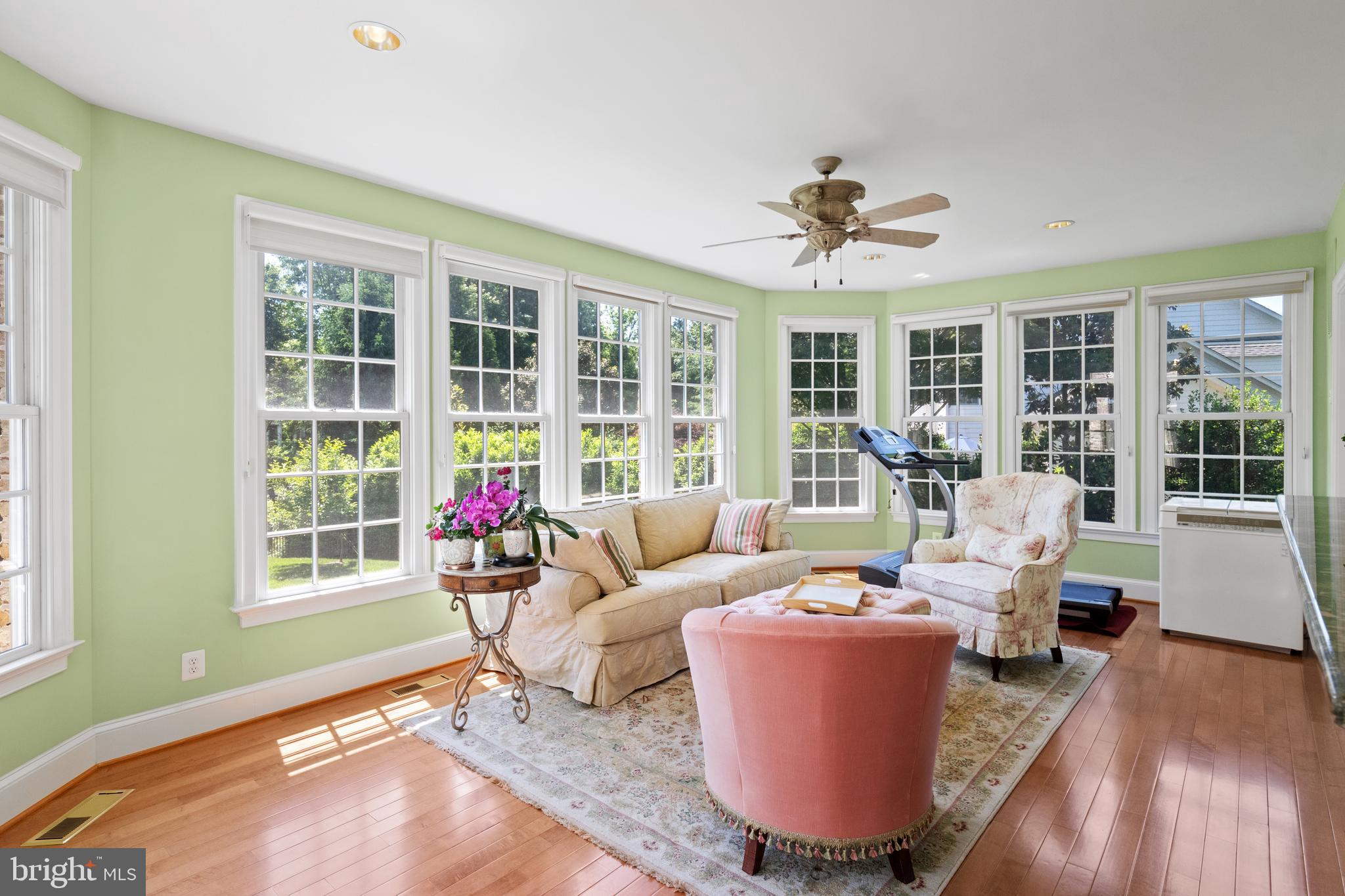 FOXHALL OF MCLEAN - Residential