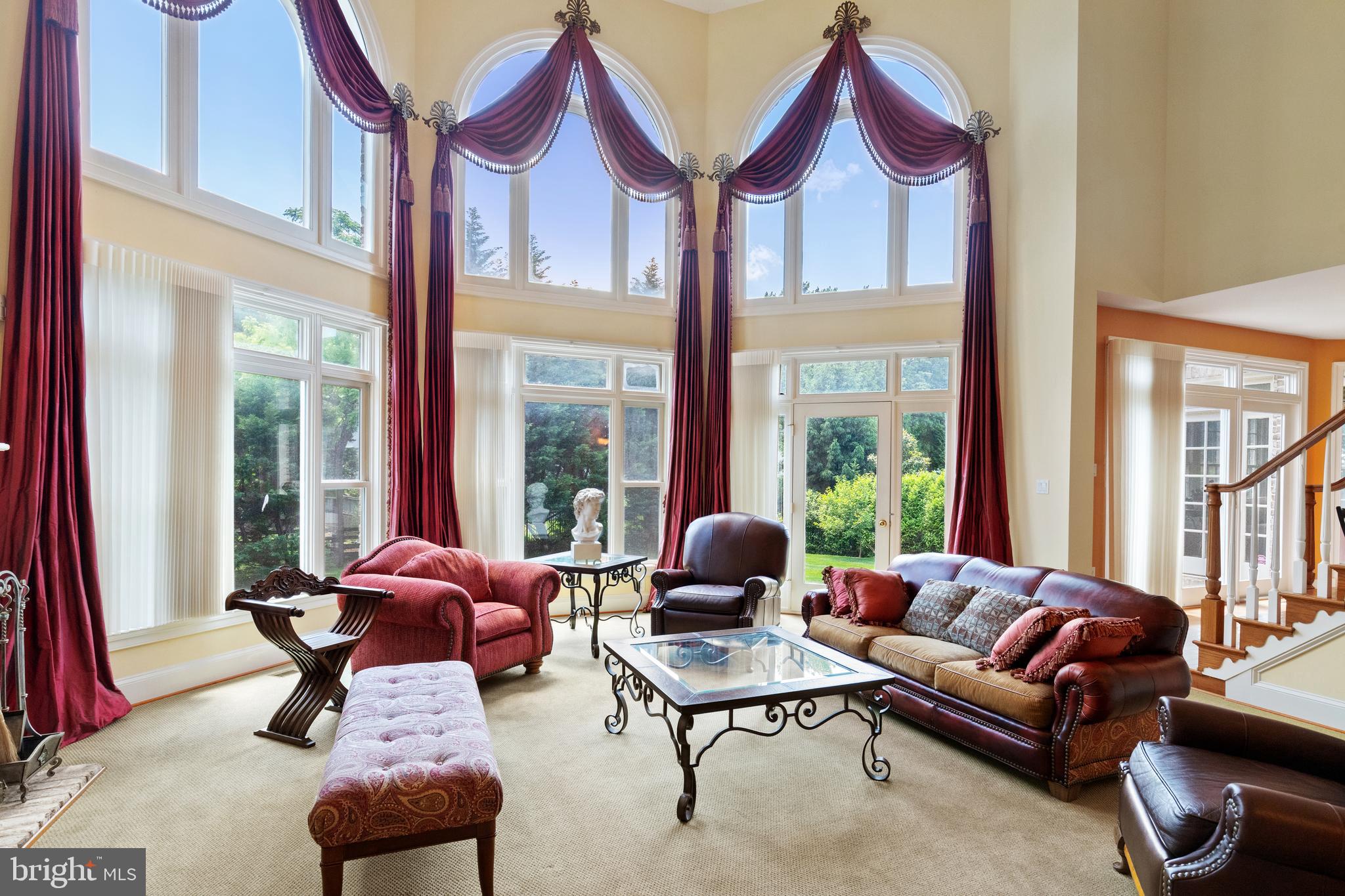 FOXHALL OF MCLEAN - Residential