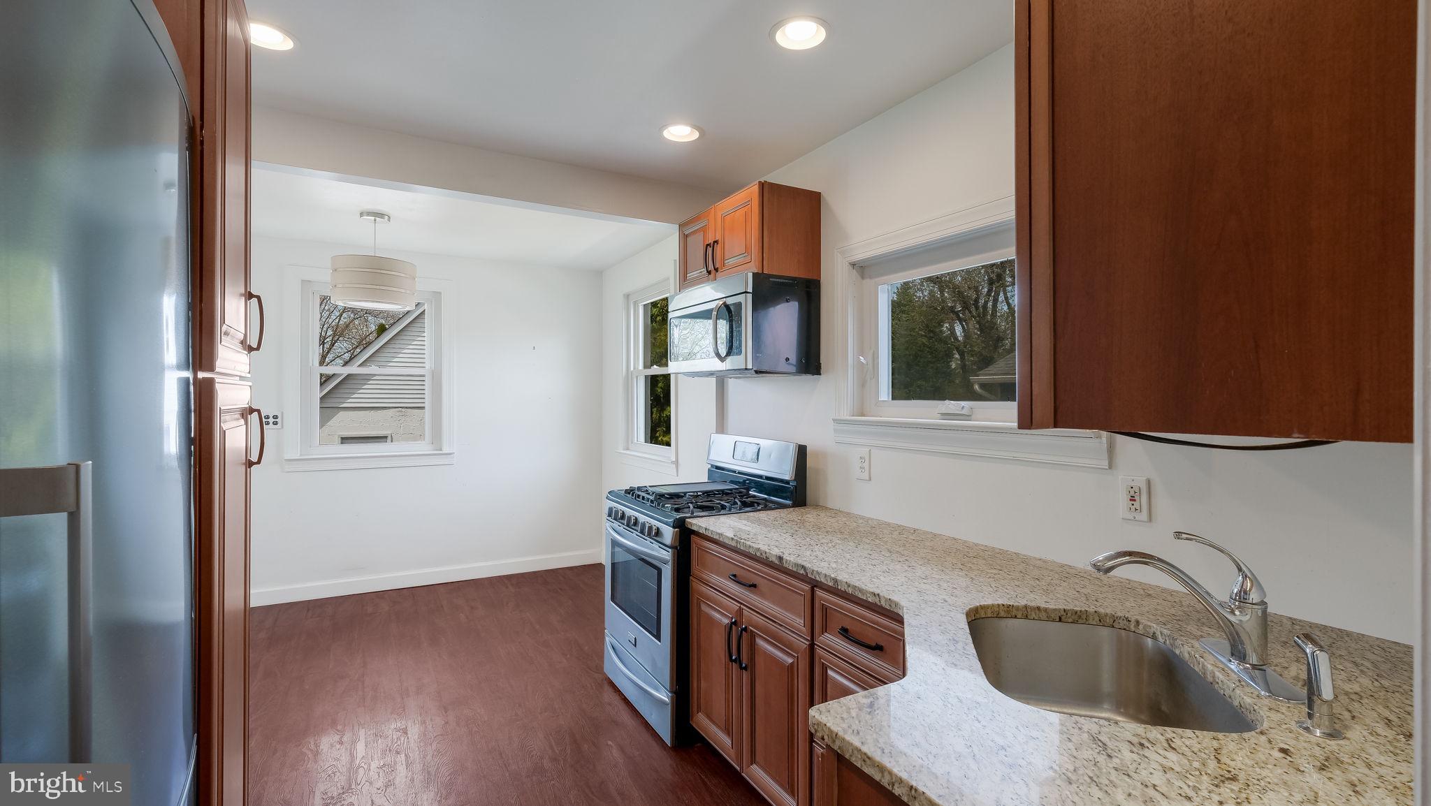 WILLOW WOODS - Residential