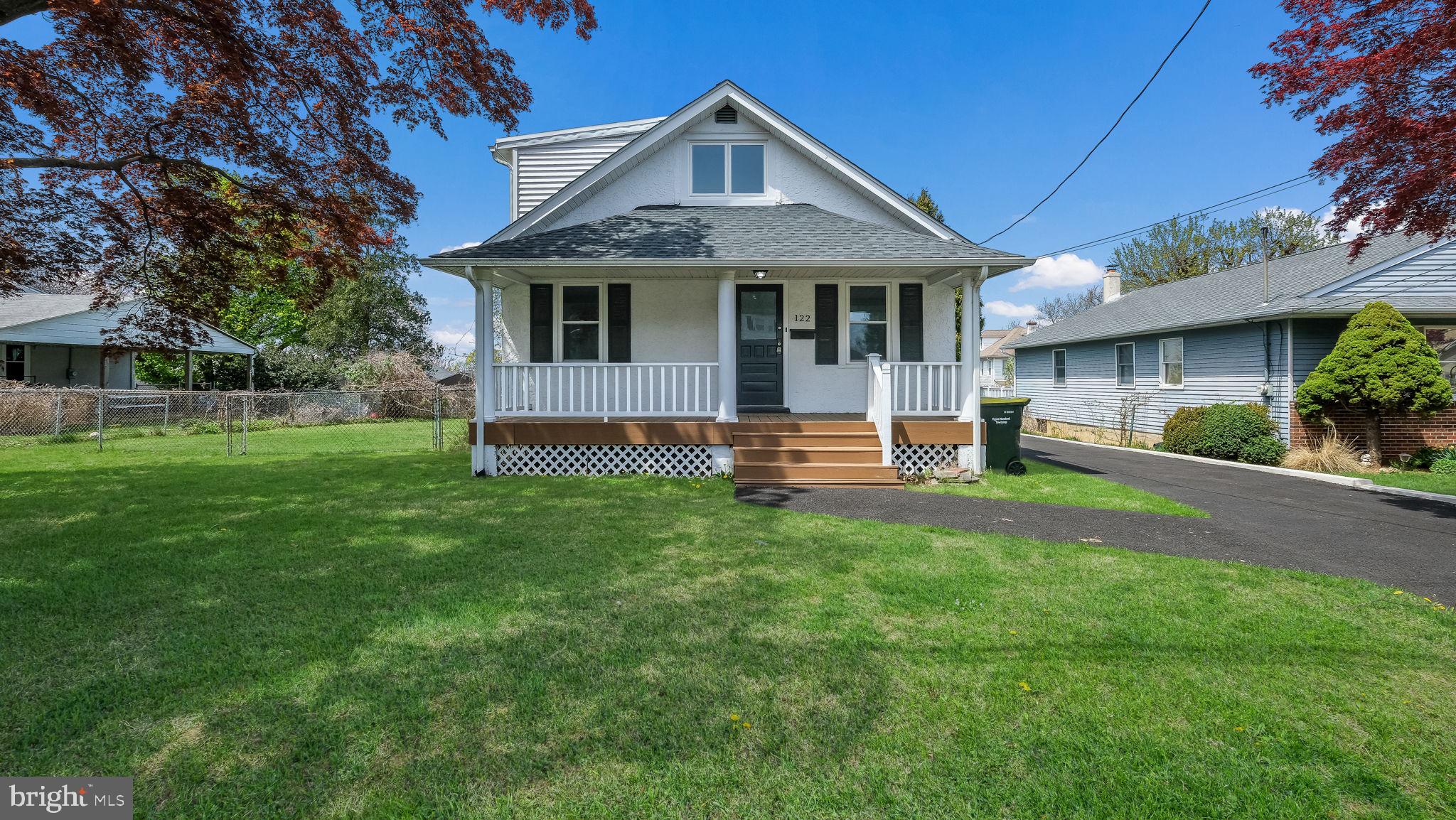 WILLOW WOODS - Residential