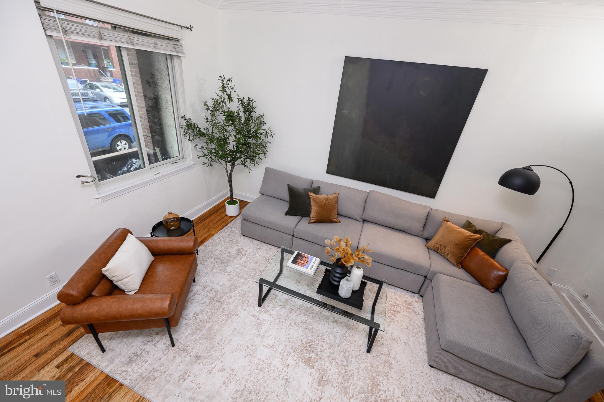 GIRARD ESTATES - Residential