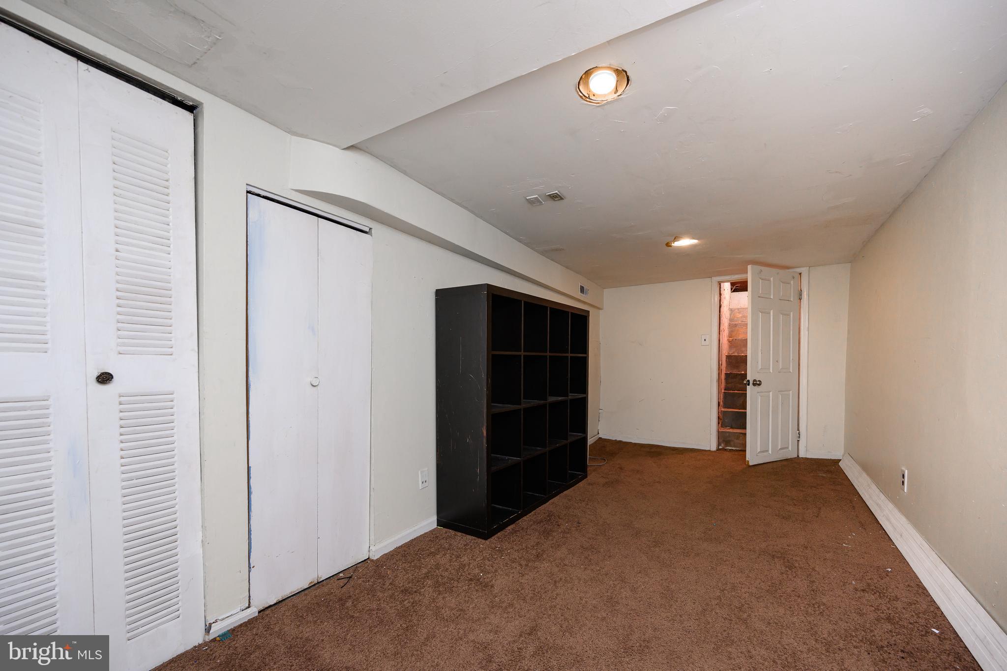 GIRARD ESTATES - Residential