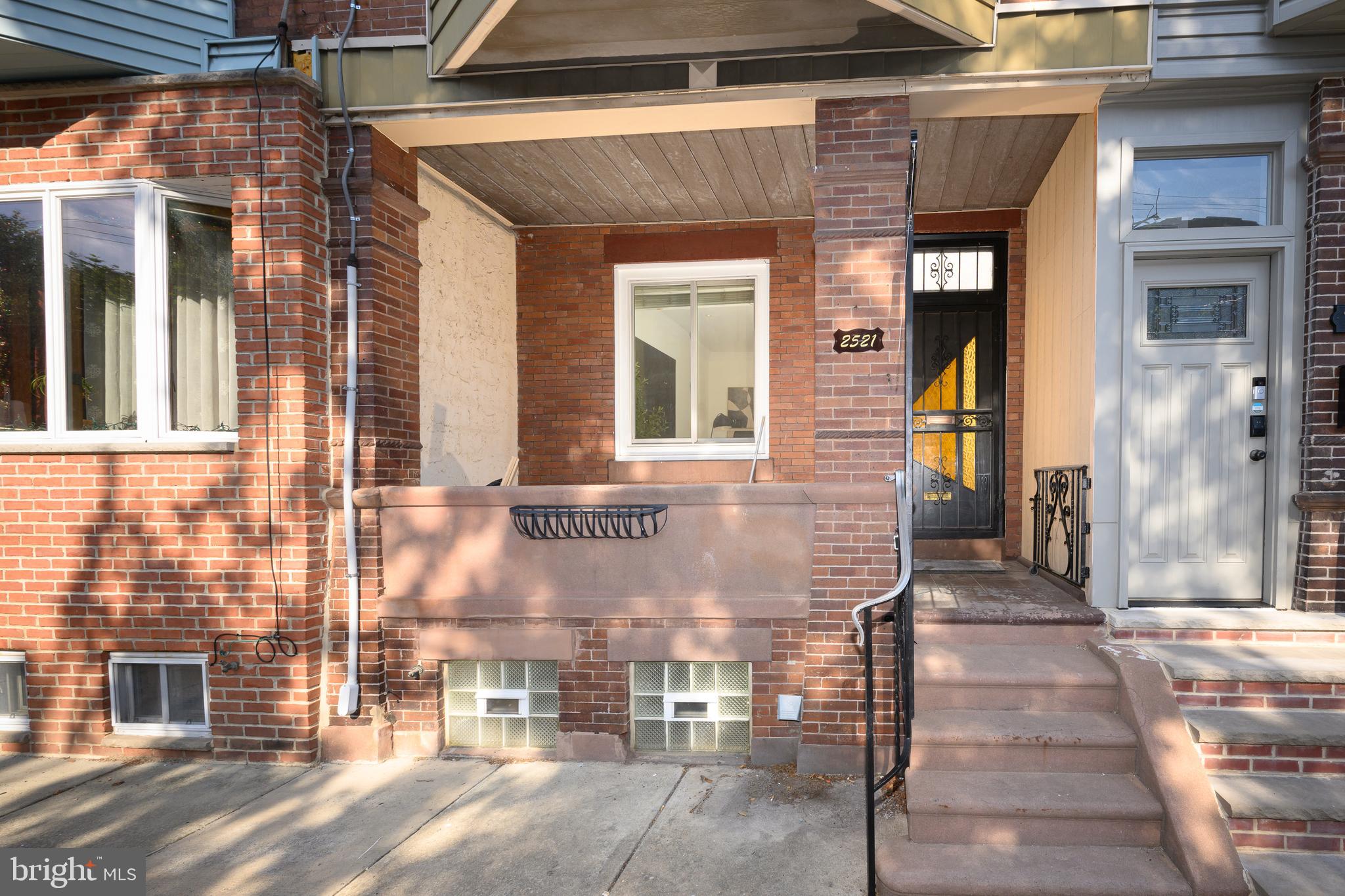 GIRARD ESTATES - Residential