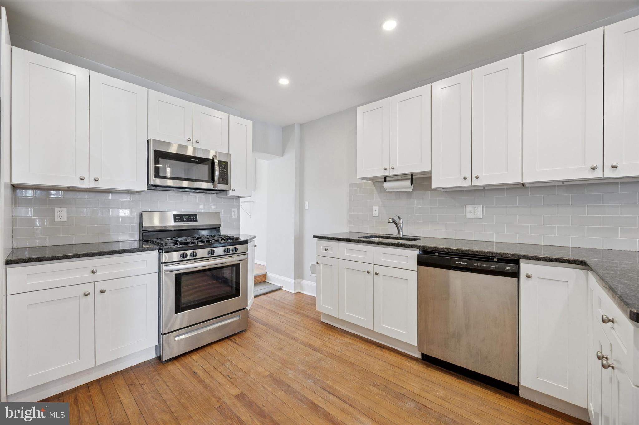 MANAYUNK - Residential Lease