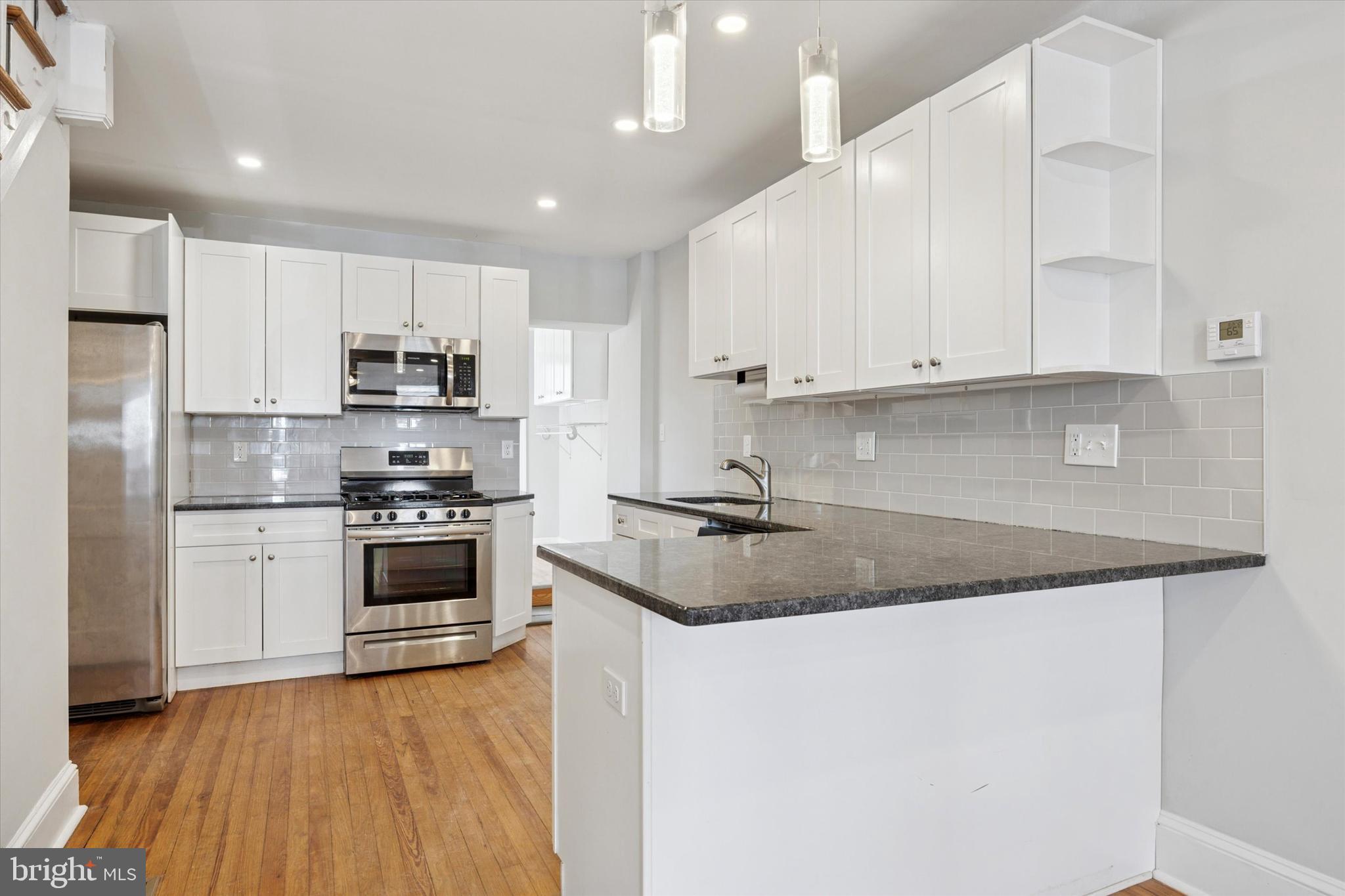 MANAYUNK - Residential Lease