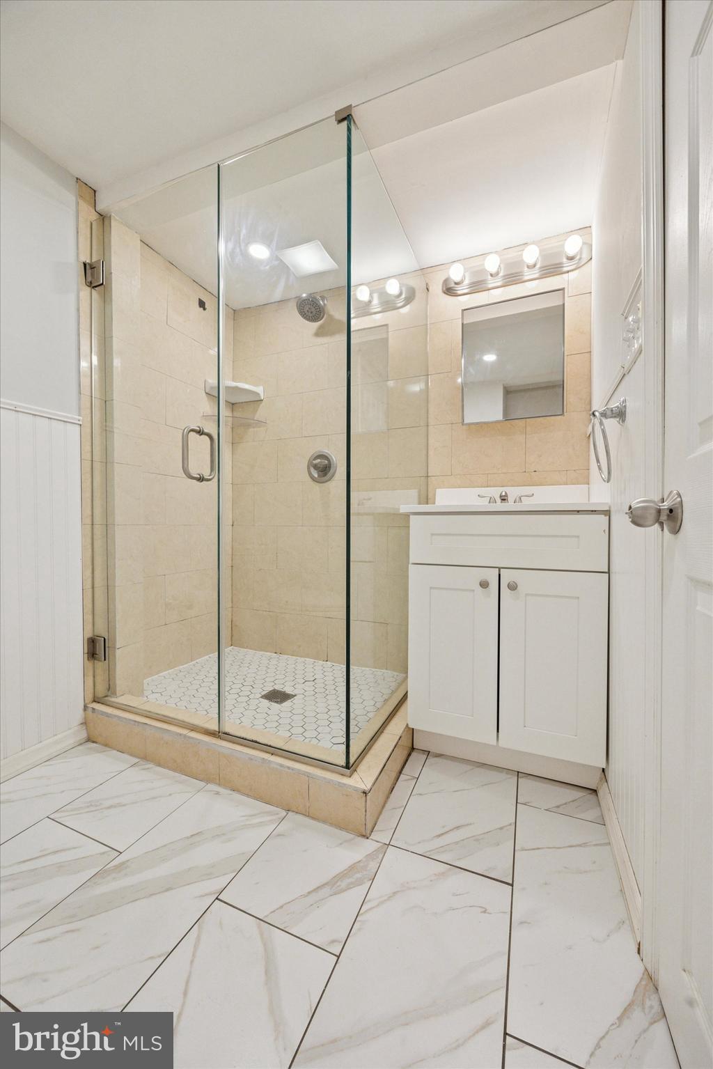 MANAYUNK - Residential Lease