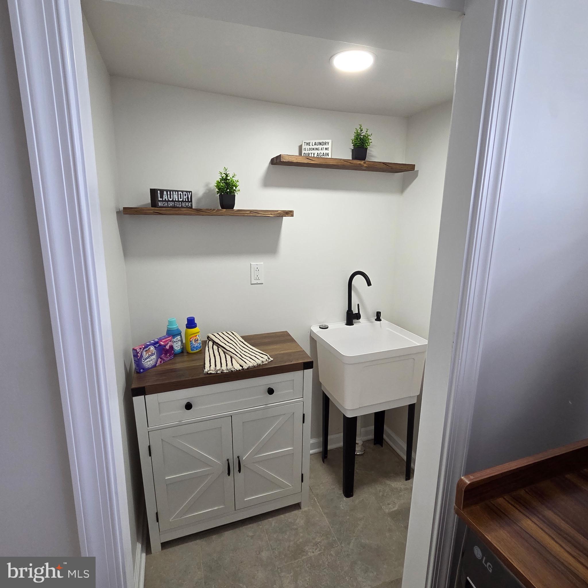WEST PHILADELPHIA - Residential
