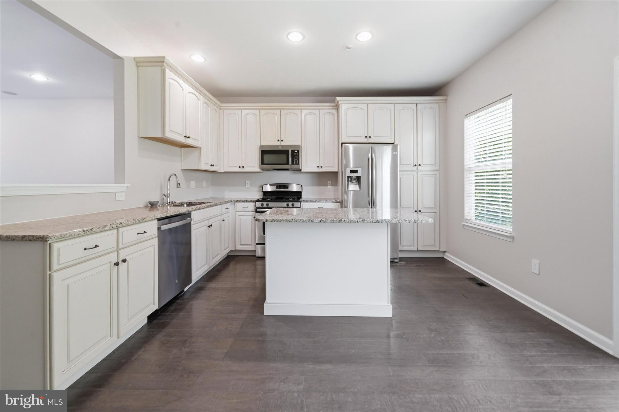 GREENE AT TWIN LAKES - Residential