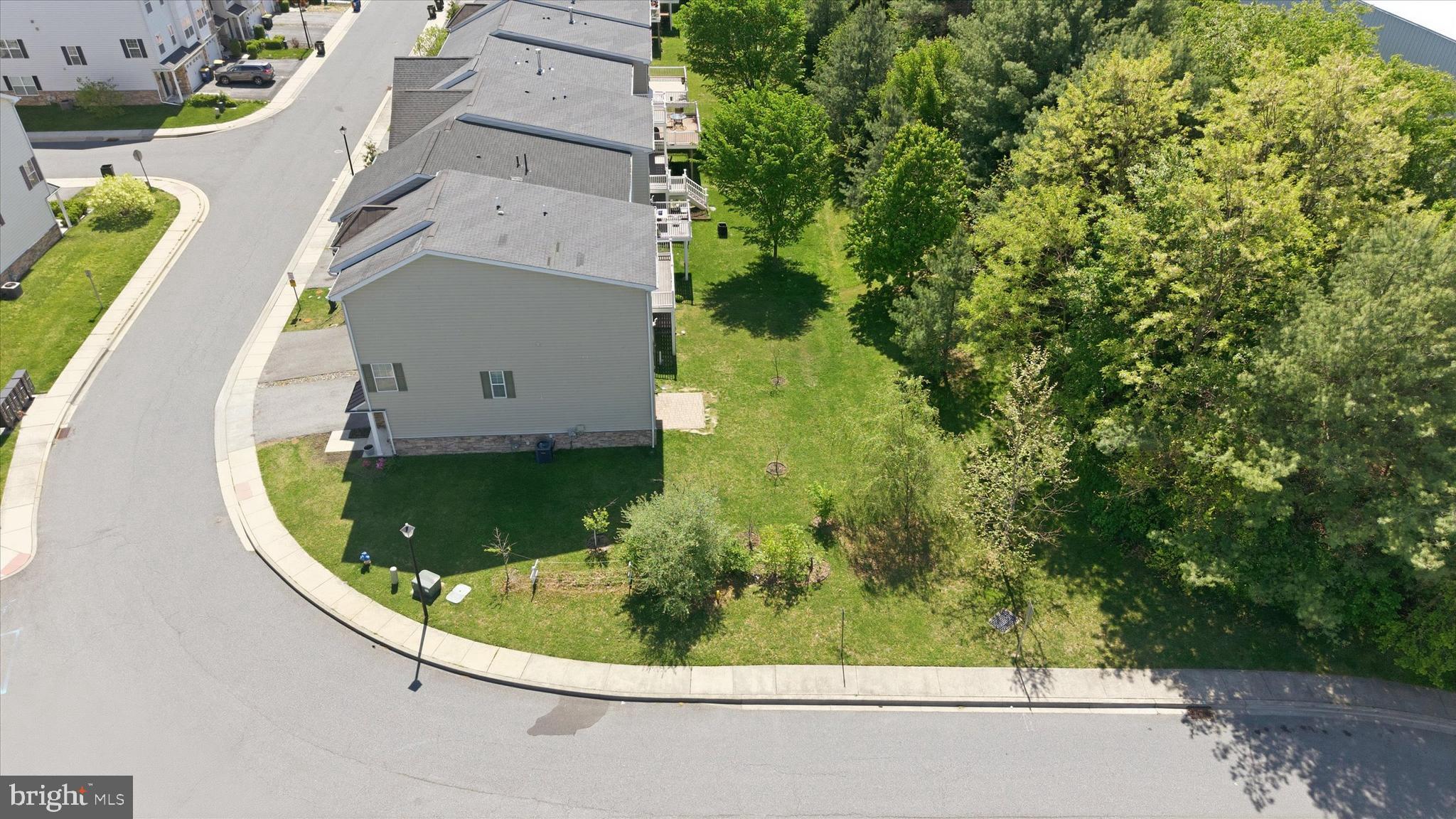 GREENE AT TWIN LAKES - Residential