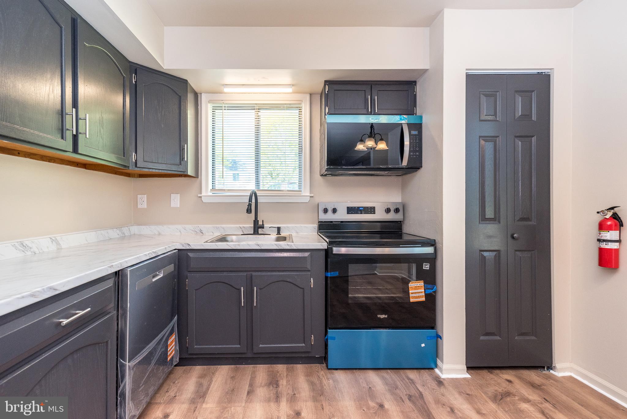 HICKORY RIDGE - Residential