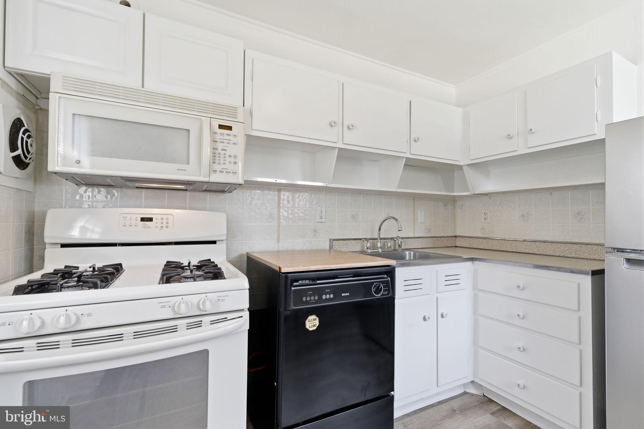 GRANDVIEW ESTS - Residential